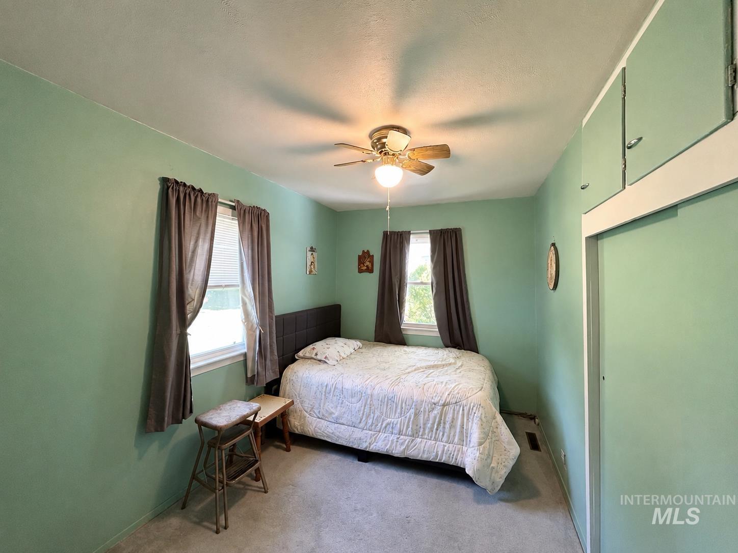 604 8th Ave E, Jerome, Idaho 83338, 2 Bedrooms, 1.5 Bathrooms, Residential For Sale, Price $249,900,MLS 98992248