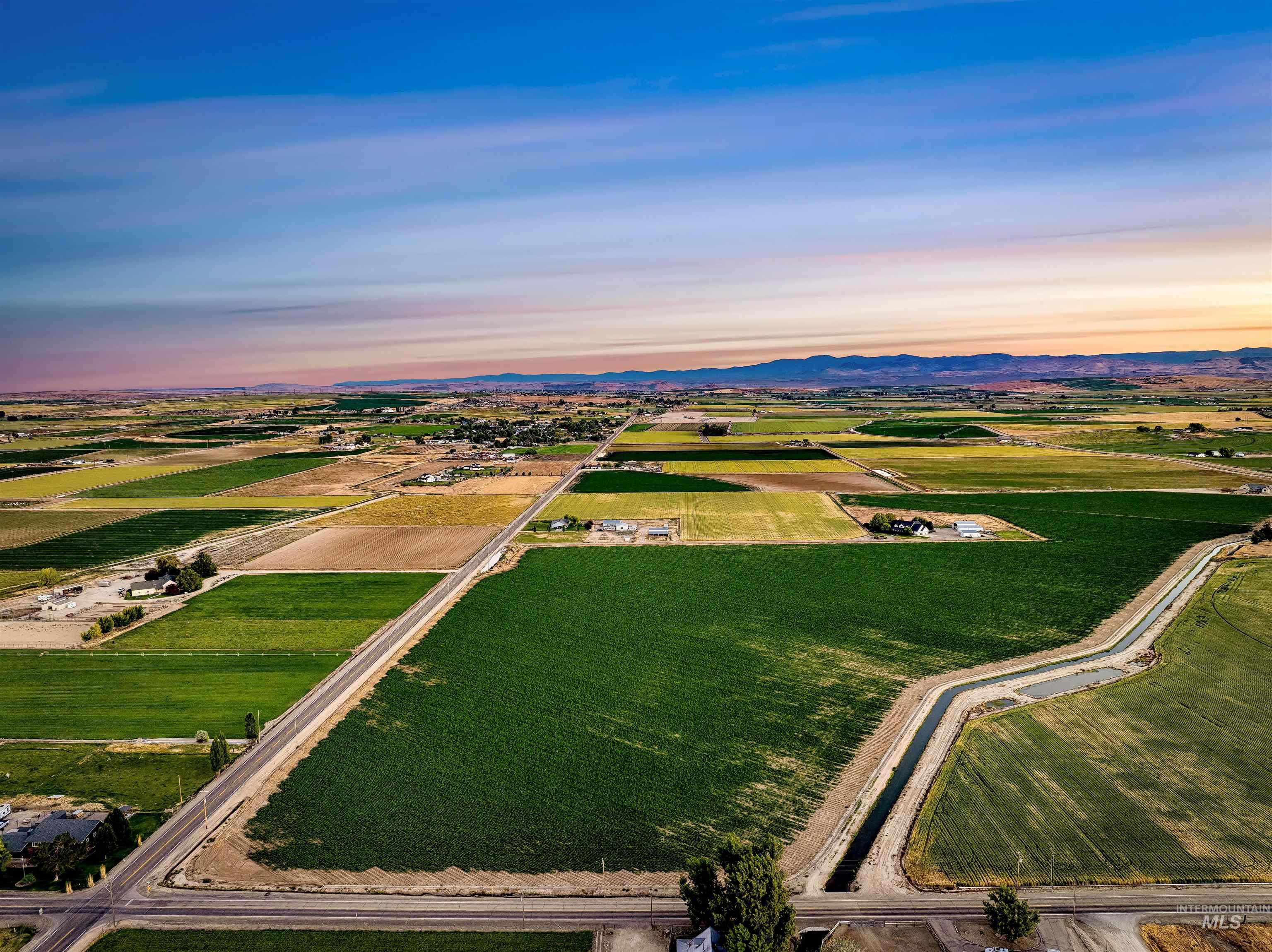 000 S Track Rd, Nampa, Idaho 83686, Land For Sale, Price $1,899,900,MLS 98992250