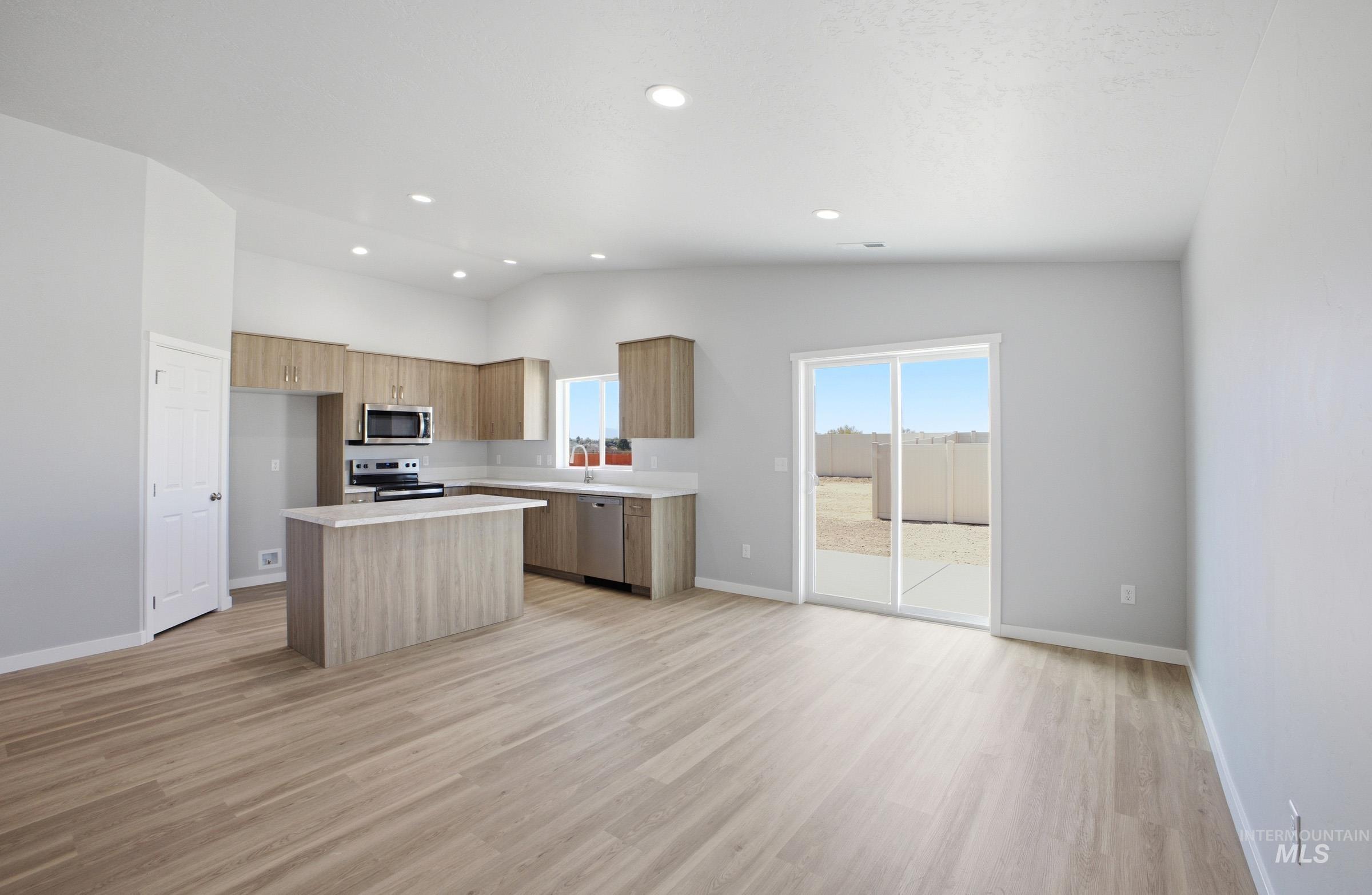 3759 E White Plains St, Nampa, Idaho 83686, 4 Bedrooms, 2 Bathrooms, Residential For Sale, Price $449,990,MLS 98992253