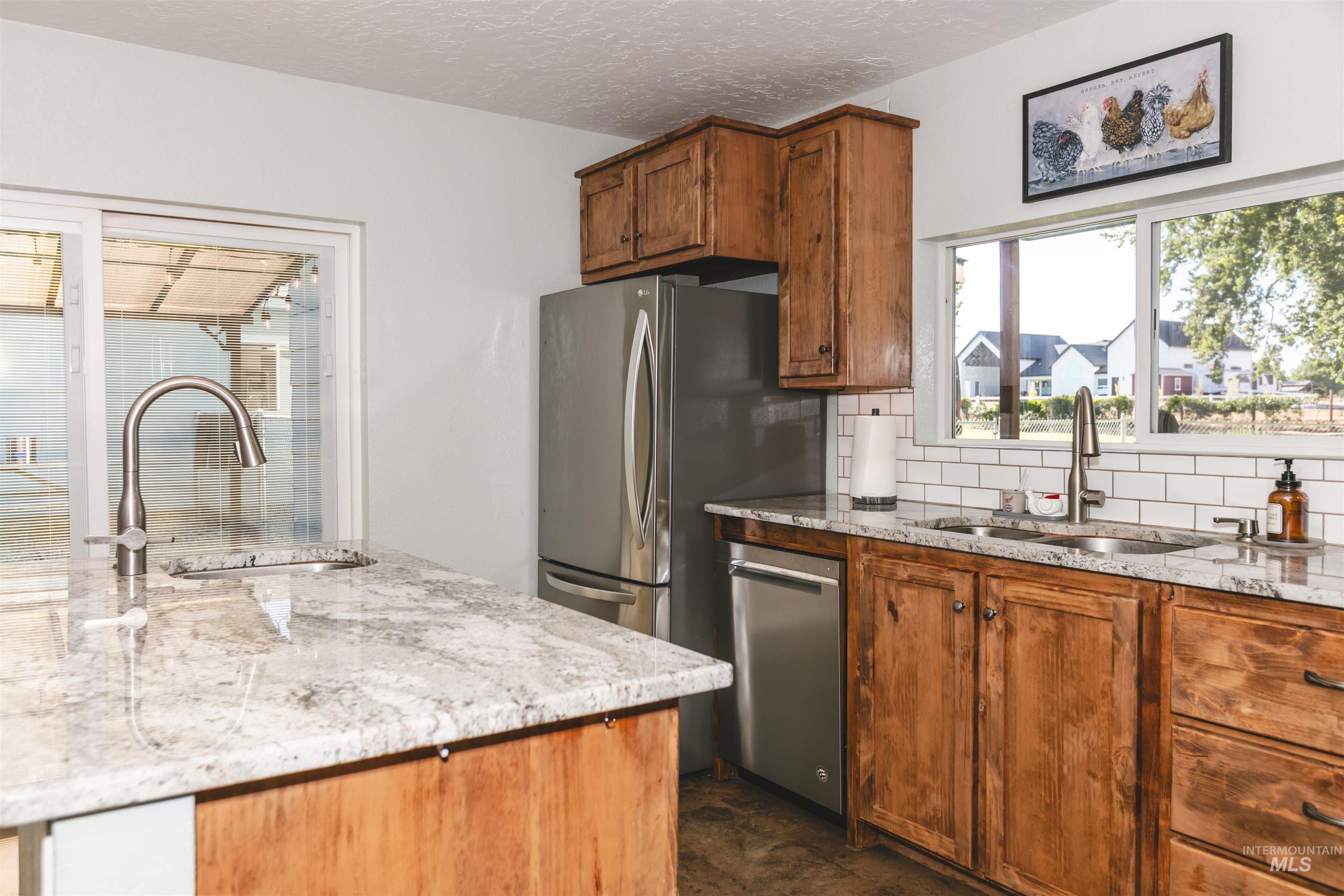 2185 Hollywood Blvd, Emmett, Idaho 83617-9517, 3 Bedrooms, 2 Bathrooms, Residential For Sale, Price $569,900, 98992257