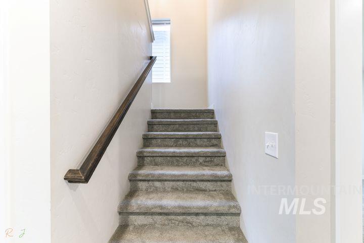 4887 W Quaker Ridge St, Meridian, Idaho 83642, 4 Bedrooms, 2.5 Bathrooms, Residential For Sale, Price $437,000, 98992258