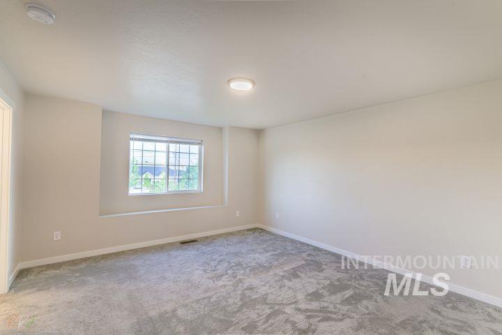 4887 W Quaker Ridge St, Meridian, Idaho 83642, 4 Bedrooms, 2.5 Bathrooms, Residential For Sale, Price $437,000, 98992258