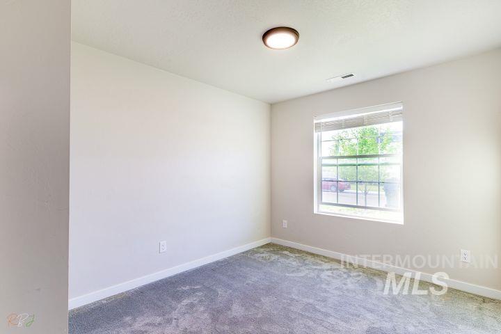 4887 W Quaker Ridge St, Meridian, Idaho 83642, 4 Bedrooms, 2.5 Bathrooms, Residential For Sale, Price $437,000, 98992258