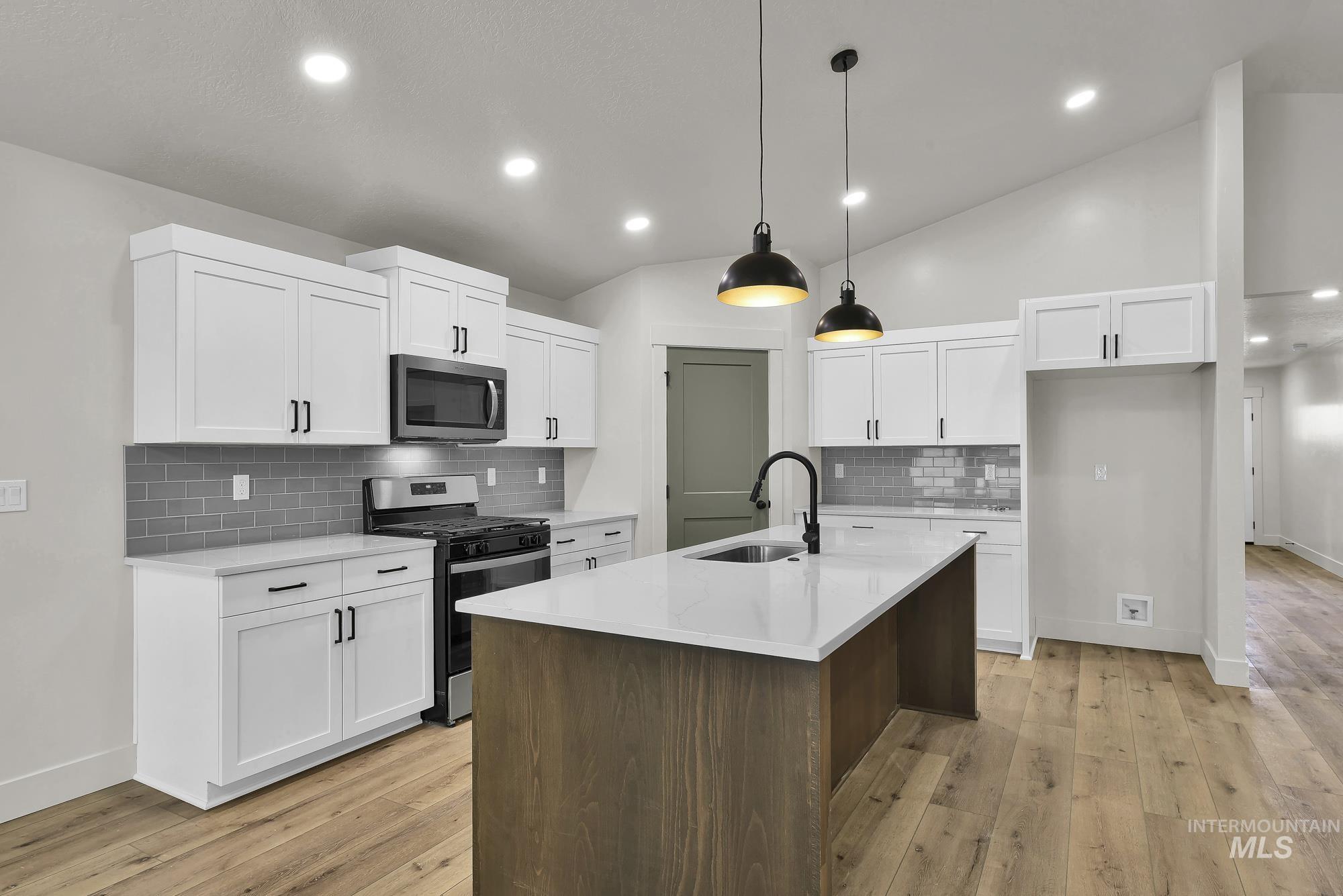 1130 Velvet Loop, Wilder, Idaho 83676, 4 Bedrooms, 2 Bathrooms, Residential For Sale, Price $449,000,MLS 98992261