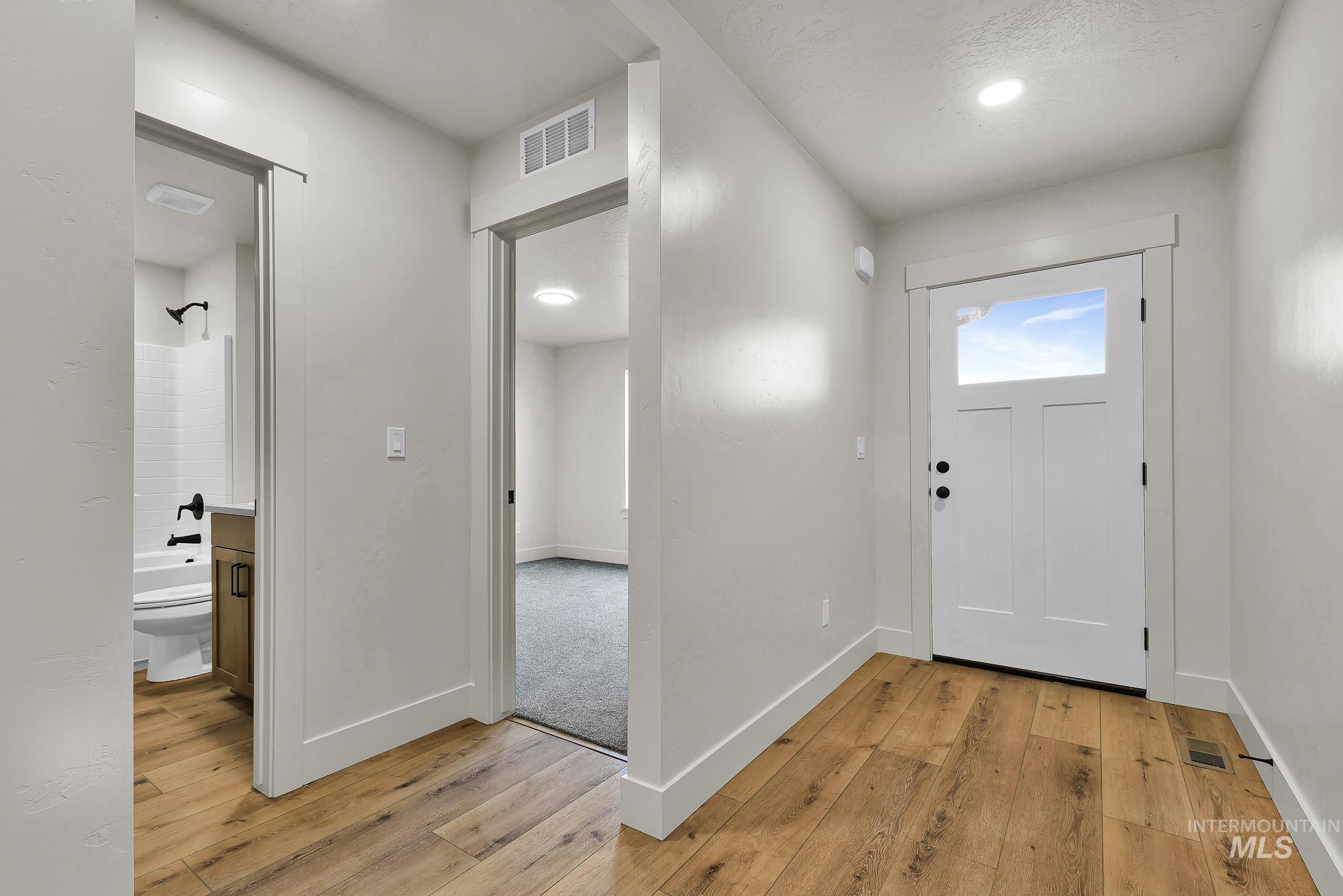 1130 Velvet Loop, Wilder, Idaho 83676, 4 Bedrooms, 2 Bathrooms, Residential For Sale, Price $449,000,MLS 98992261