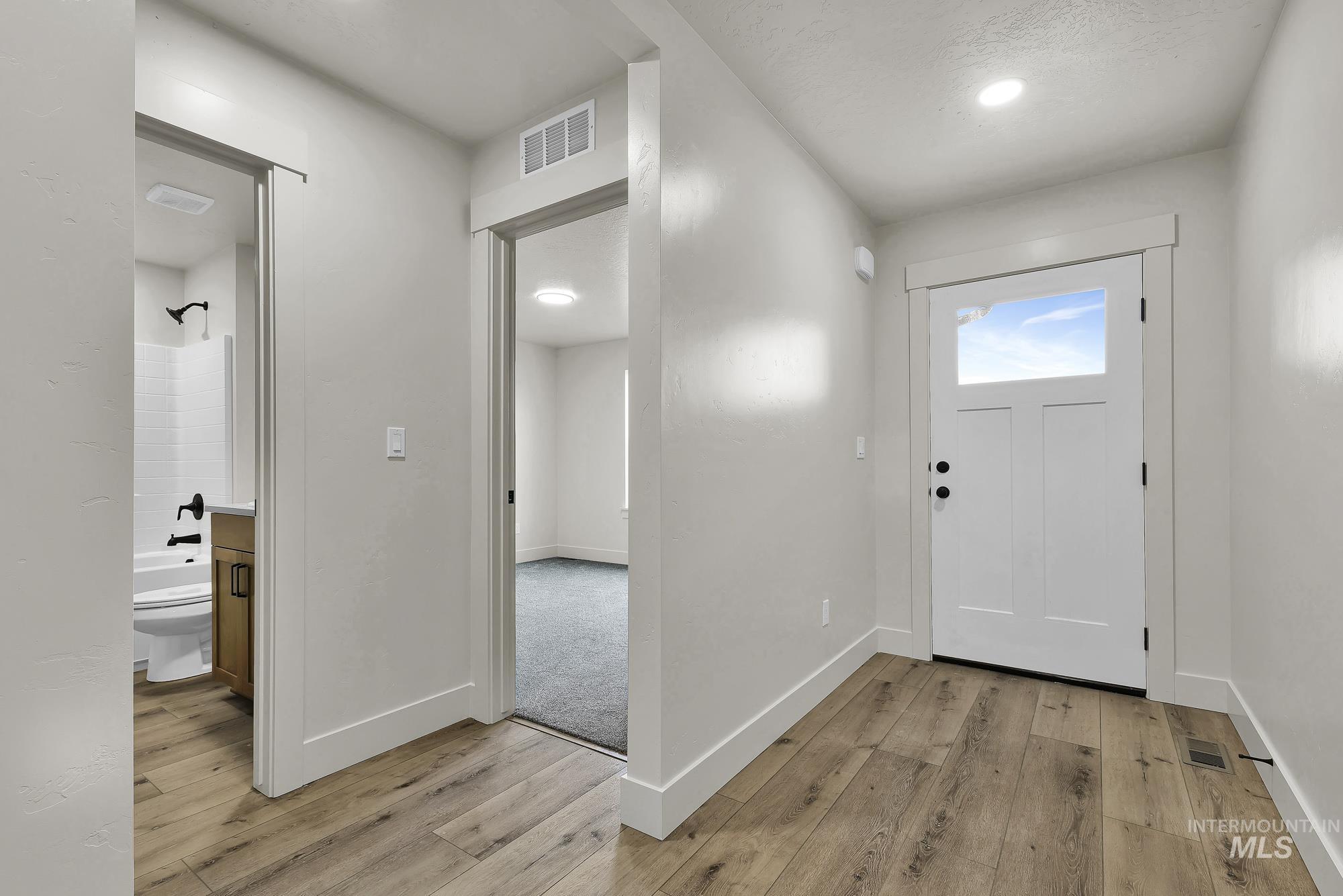 1130 Velvet Loop, Wilder, Idaho 83676, 4 Bedrooms, 2 Bathrooms, Residential For Sale, Price $449,000,MLS 98992261
