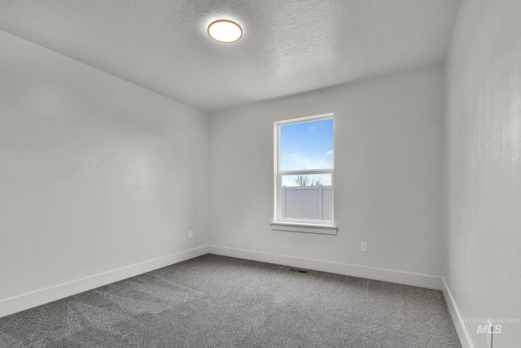 1130 Velvet Loop, Wilder, Idaho 83676, 4 Bedrooms, 2 Bathrooms, Residential For Sale, Price $449,000,MLS 98992261