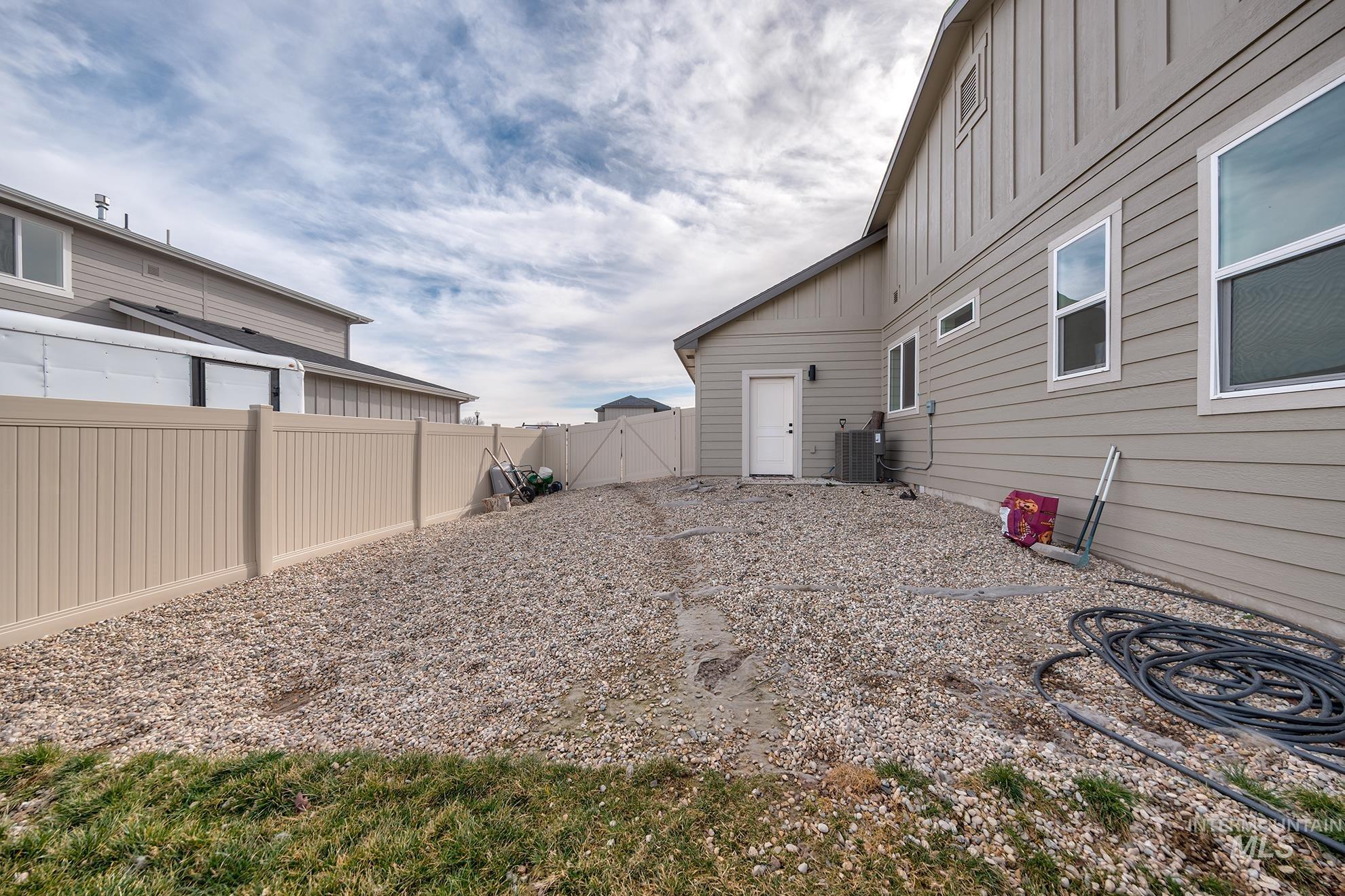 511 Grand Harvest Ave., New Plymouth, Idaho 83655, 4 Bedrooms, 2.5 Bathrooms, Residential For Sale, Price $520,000,MLS 98992263