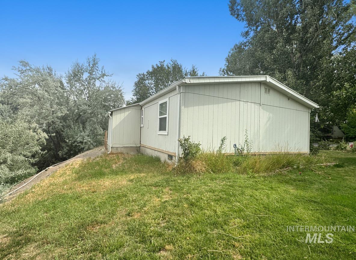 198 2nd Avenue South, Hagerman, Idaho 83332, 2 Bedrooms, 2 Bathrooms, Residential For Sale, Price $209,900,MLS 98992266