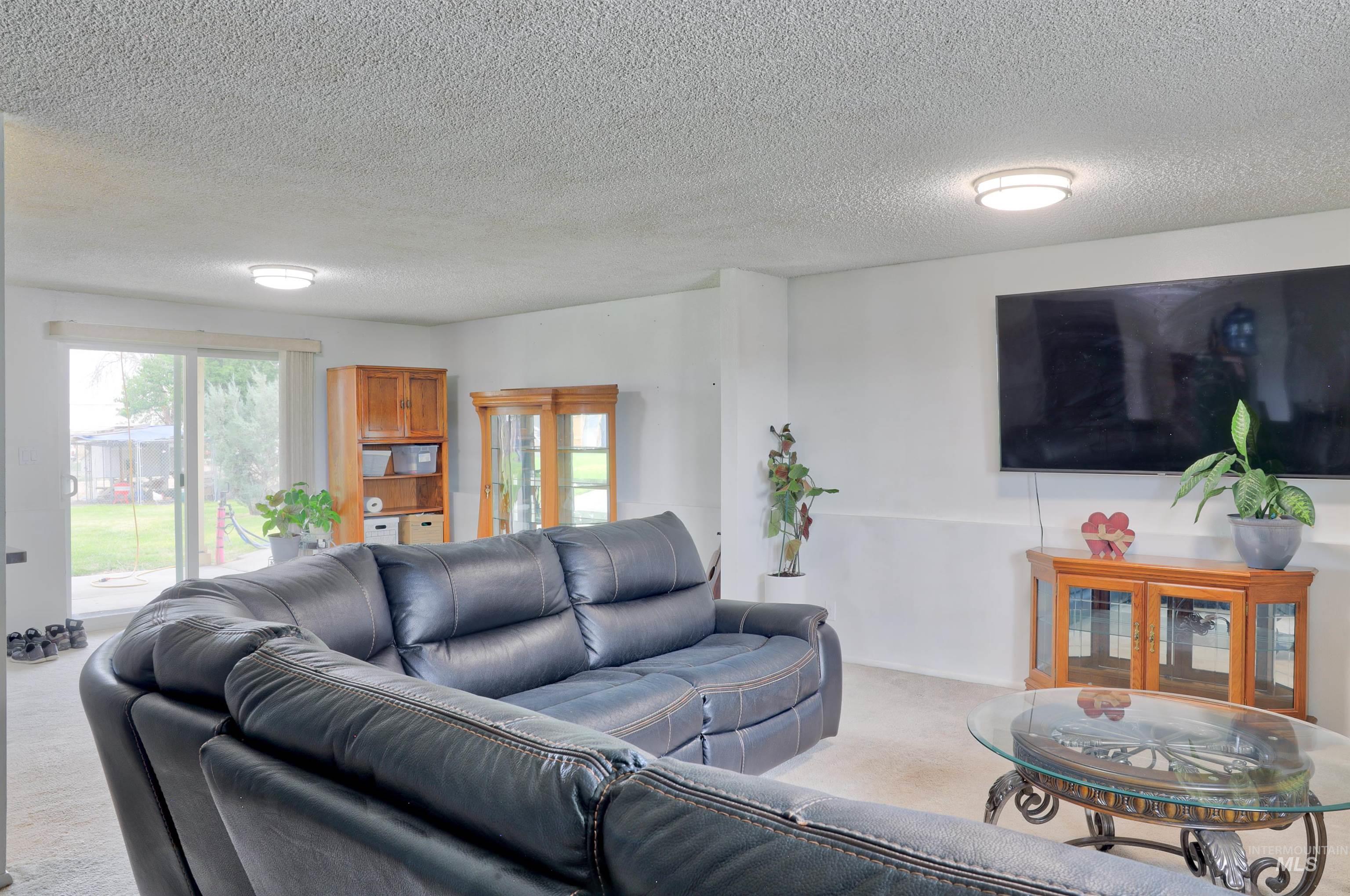 15925 S Curtis Rd, Kuna, Idaho 83634, 3 Bedrooms, 2 Bathrooms, Residential For Sale, Price $569,900, 98992267
