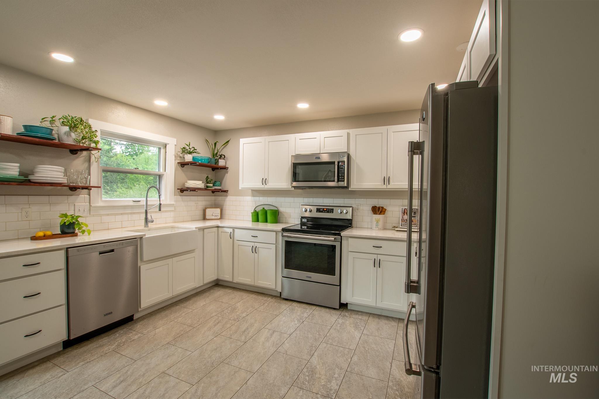 612 S Logan, Moscow, Idaho 83843, 5 Bedrooms, 3 Bathrooms, Residential For Sale, Price $569,000, 98992270