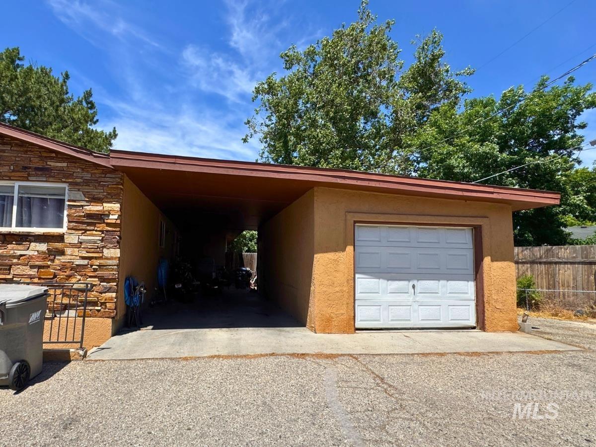 764 S Curtis, Boise, Idaho 83705-1807, 5 Bedrooms, 2.5 Bathrooms, Residential Income For Sale, Price $627,800,MLS 98992271