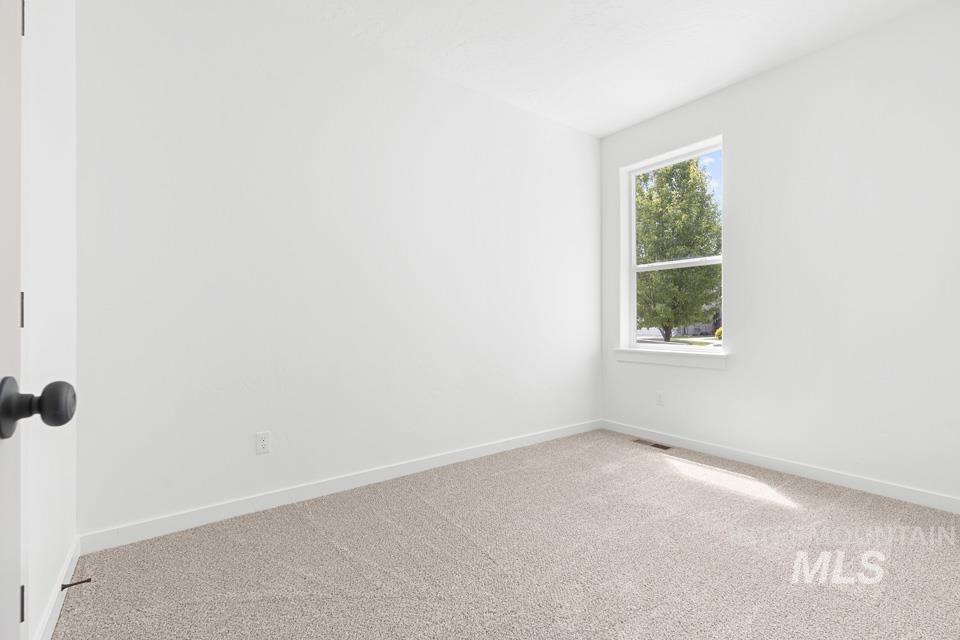 2116 W Bella, Nampa, Idaho 83651, 3 Bedrooms, 2 Bathrooms, Residential For Sale, Price $359,950,MLS 98992274