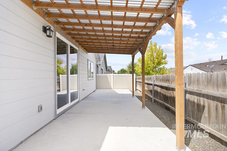 2116 W Bella, Nampa, Idaho 83651, 3 Bedrooms, 2 Bathrooms, Residential For Sale, Price $359,950,MLS 98992274