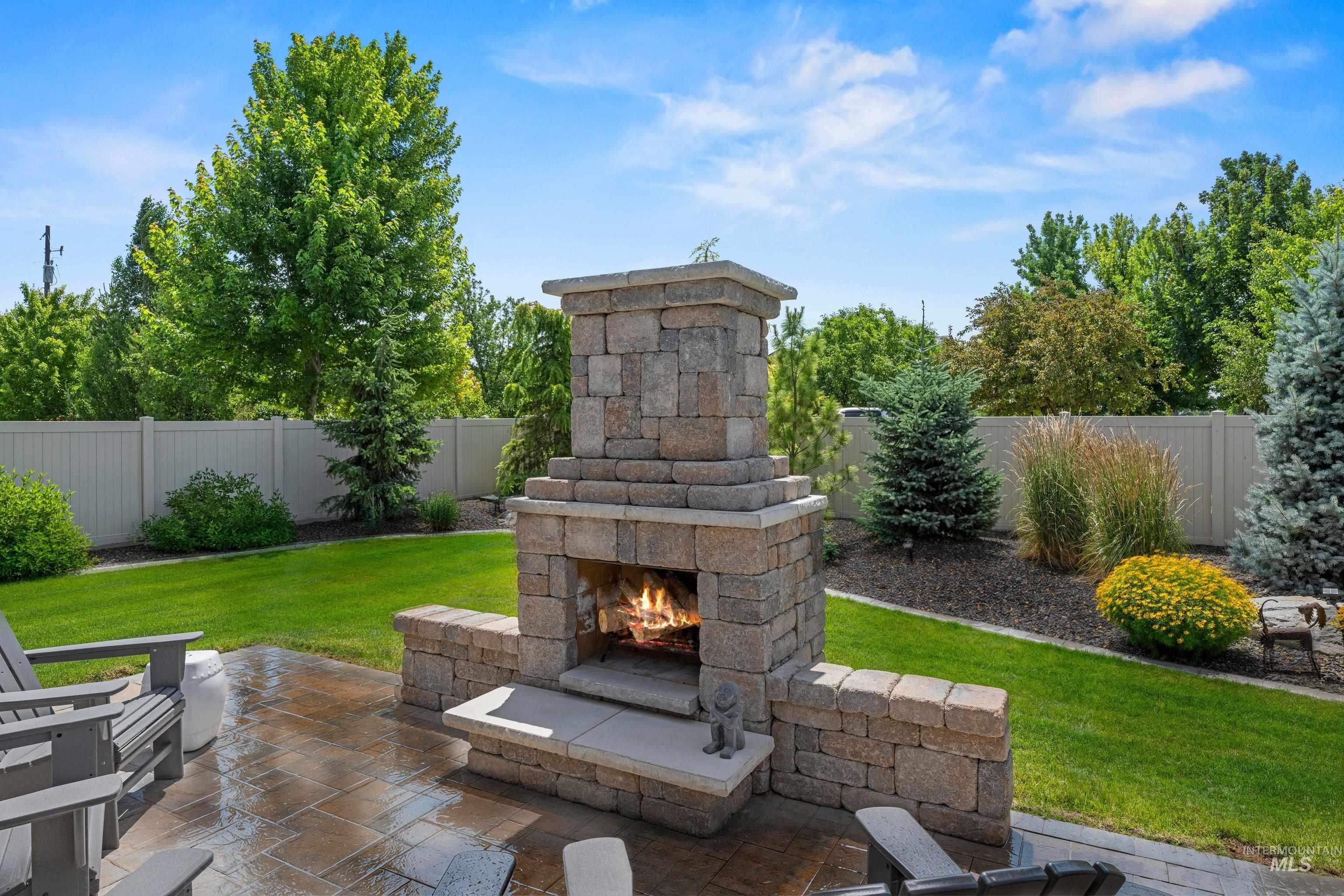 7707 E Damon Ln, Nampa, Idaho 83687, 3 Bedrooms, 2.5 Bathrooms, Residential For Sale, Price $899,950,MLS 98992276