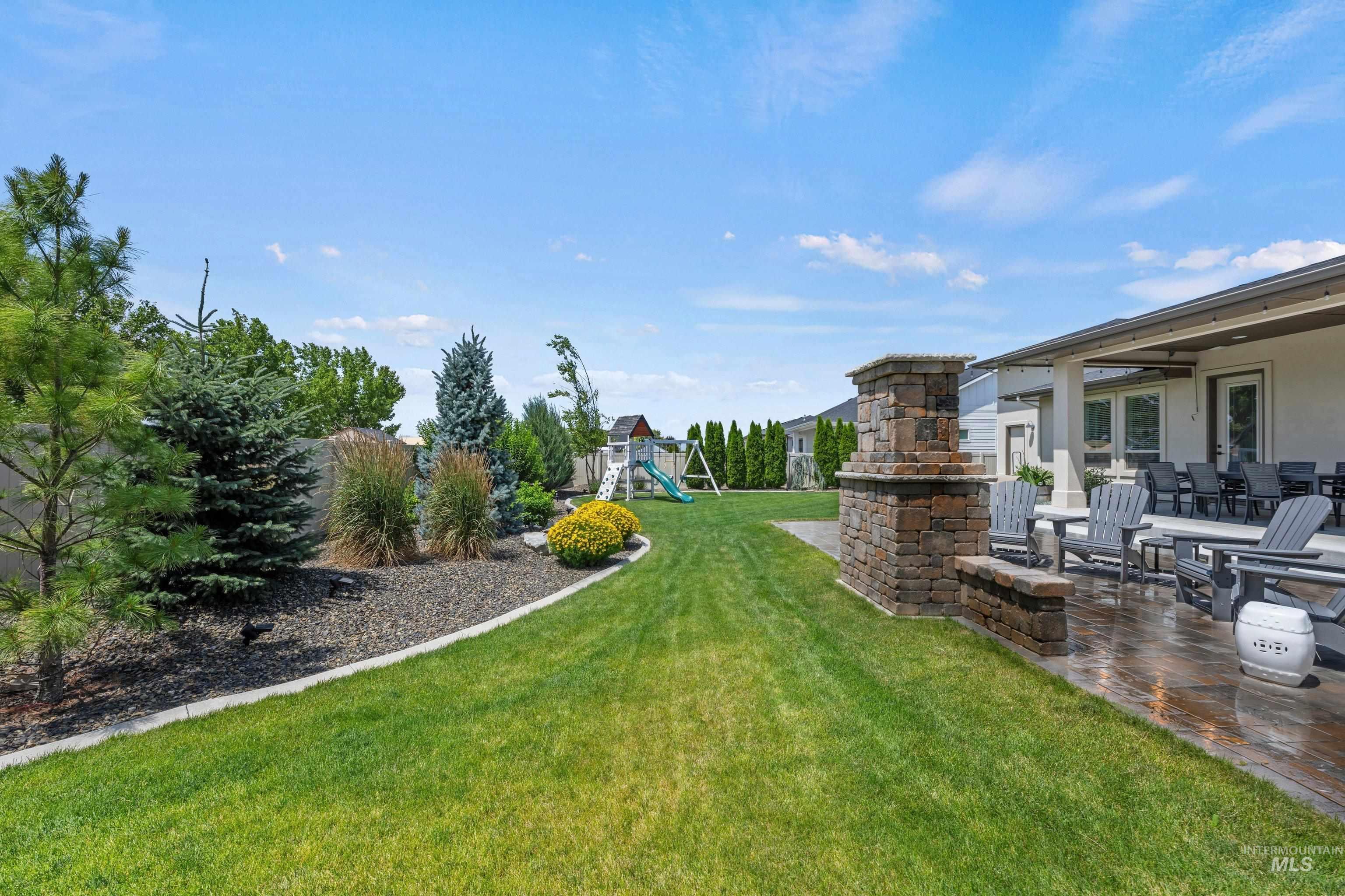 7707 E Damon Ln, Nampa, Idaho 83687, 3 Bedrooms, 2.5 Bathrooms, Residential For Sale, Price $899,950,MLS 98992276