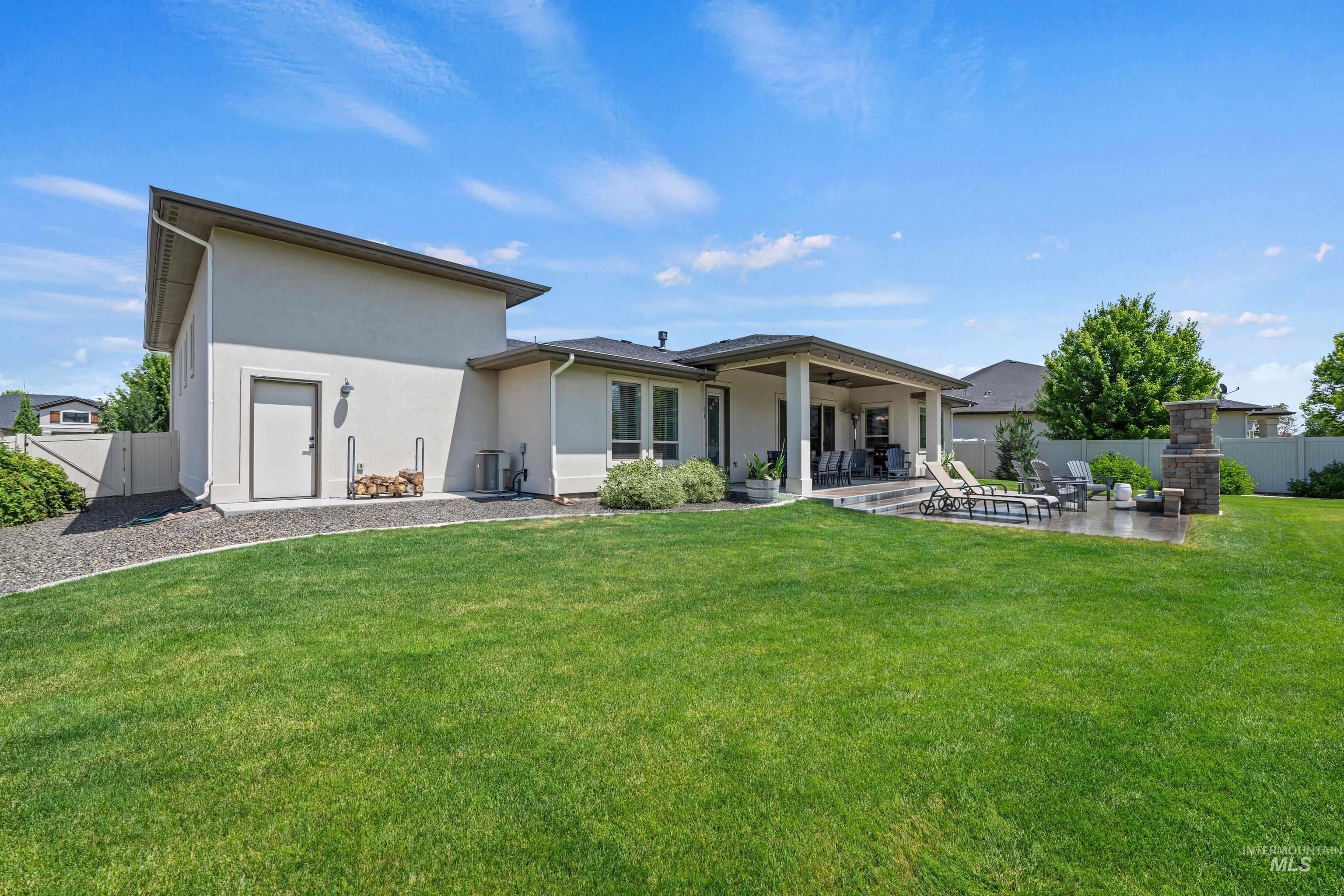 7707 E Damon Ln, Nampa, Idaho 83687, 3 Bedrooms, 2.5 Bathrooms, Residential For Sale, Price $899,950,MLS 98992276