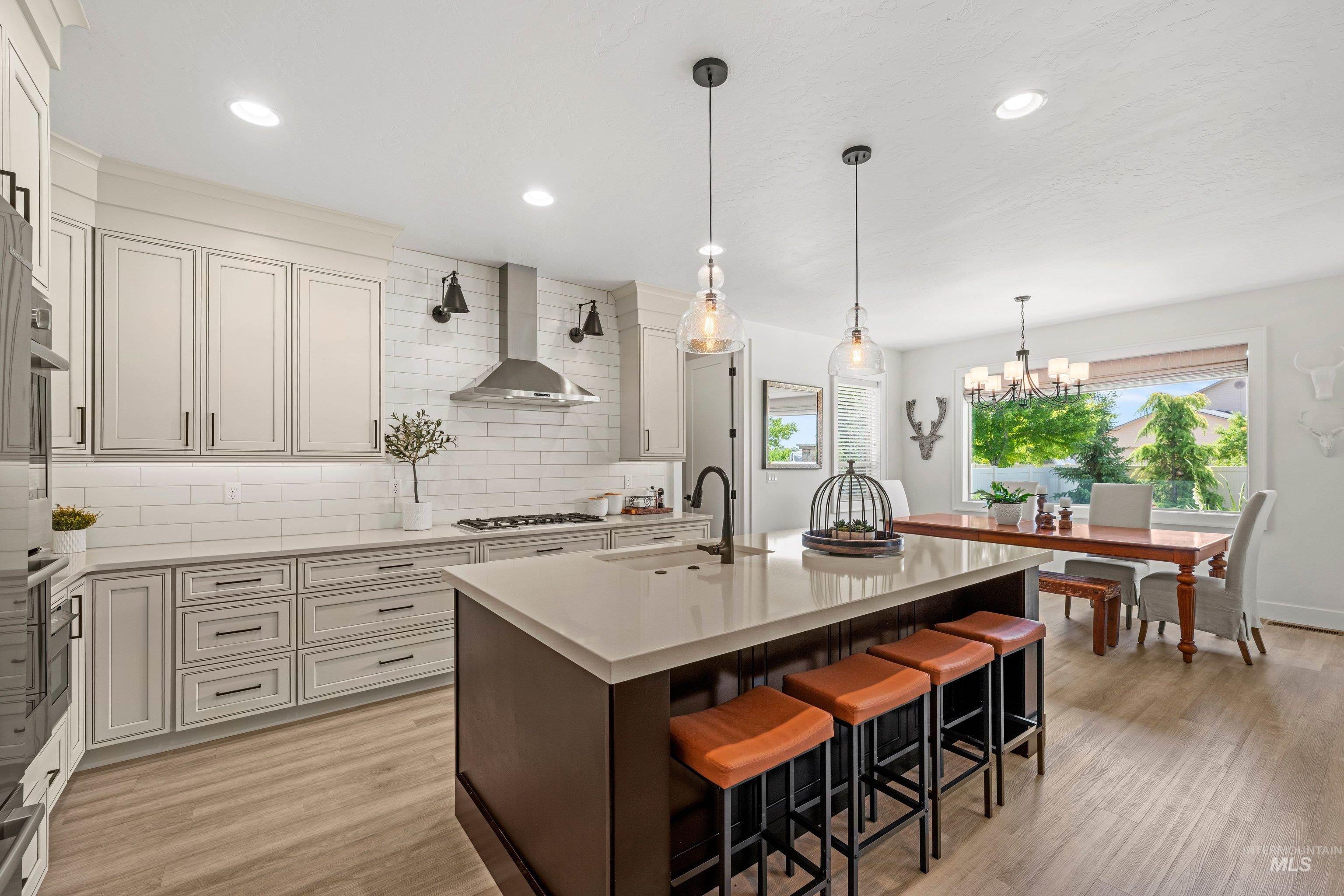 7707 E Damon Ln, Nampa, Idaho 83687, 3 Bedrooms, 2.5 Bathrooms, Residential For Sale, Price $899,950,MLS 98992276