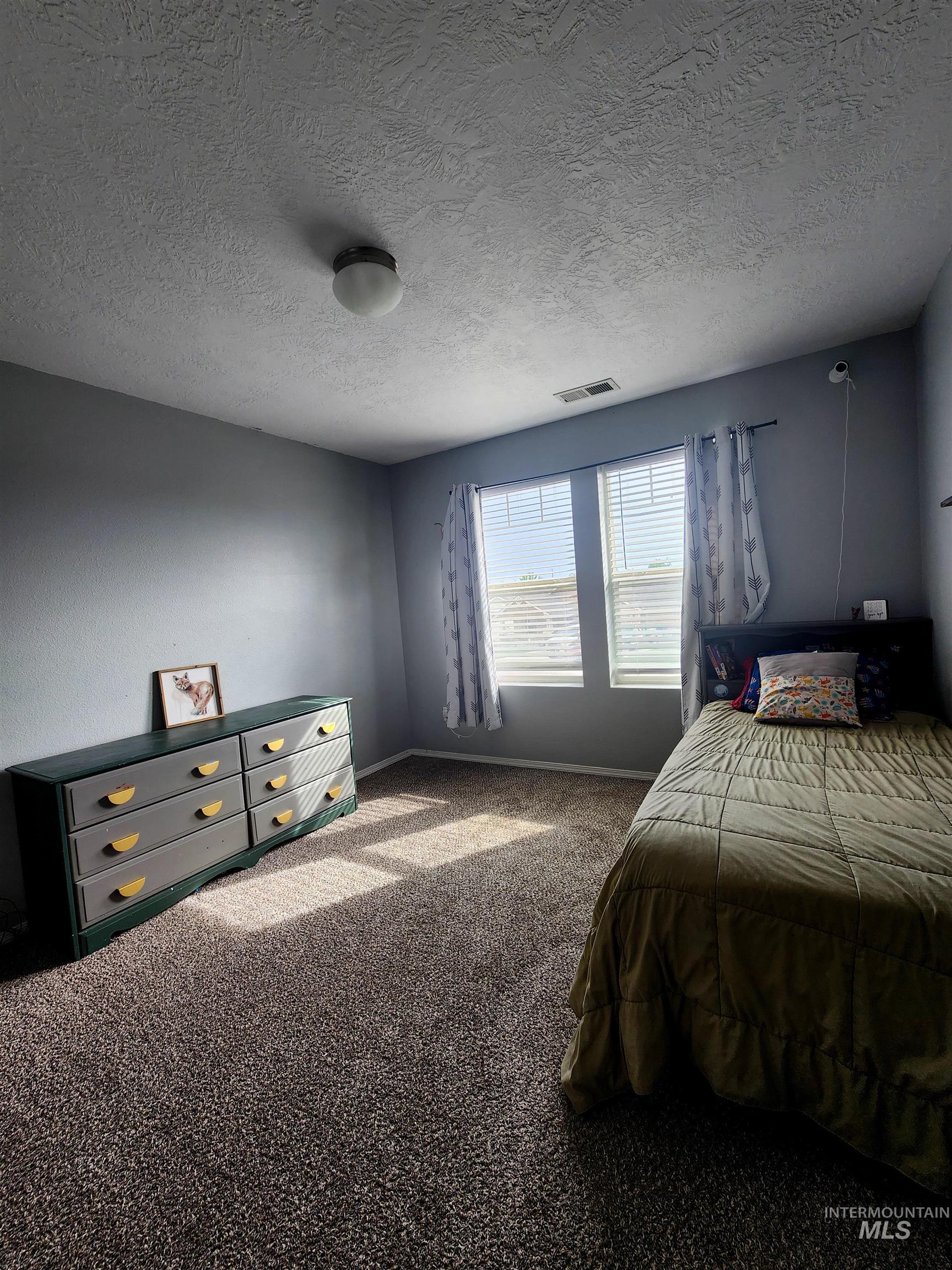 19098 Kenney Way, Caldwell, Idaho 83605, 4 Bedrooms, 2.5 Bathrooms, Residential For Sale, Price $515,000,MLS 98992282