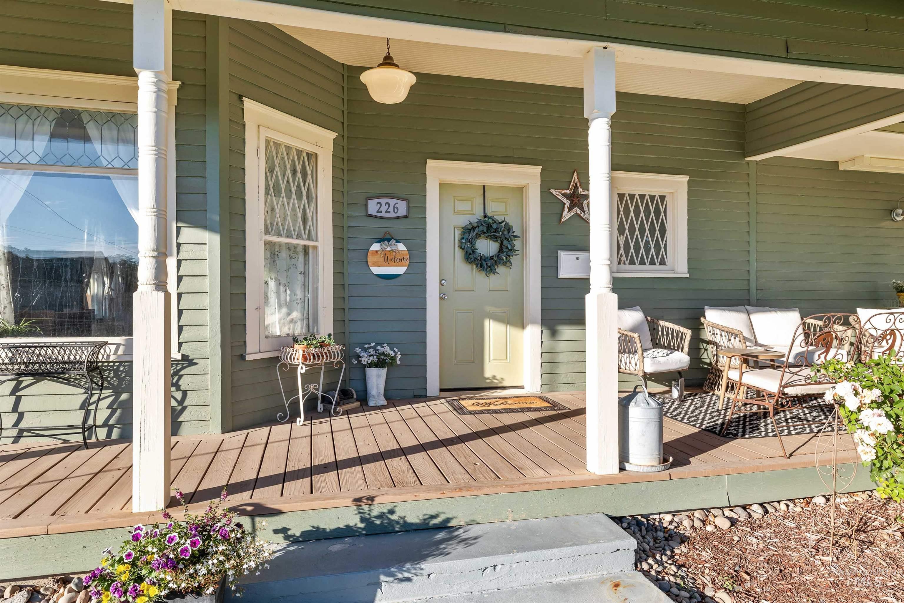 226 9th Ave. N, Buhl, Idaho 83316, 5 Bedrooms, 2 Bathrooms, Residential For Sale, Price $489,900, 98992286