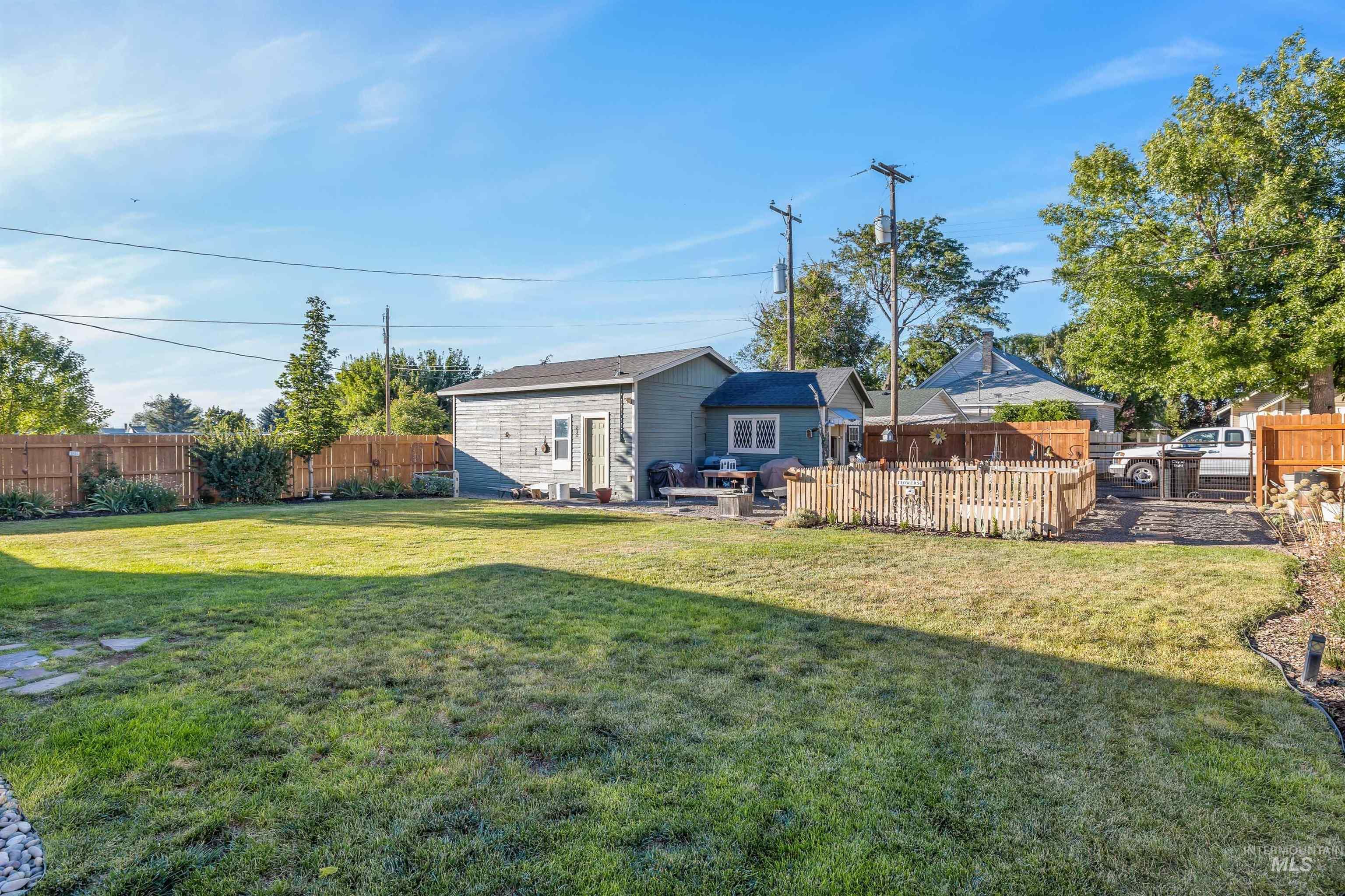 226 9th Ave. N, Buhl, Idaho 83316, 5 Bedrooms, 2 Bathrooms, Residential For Sale, Price $489,900, 98992286