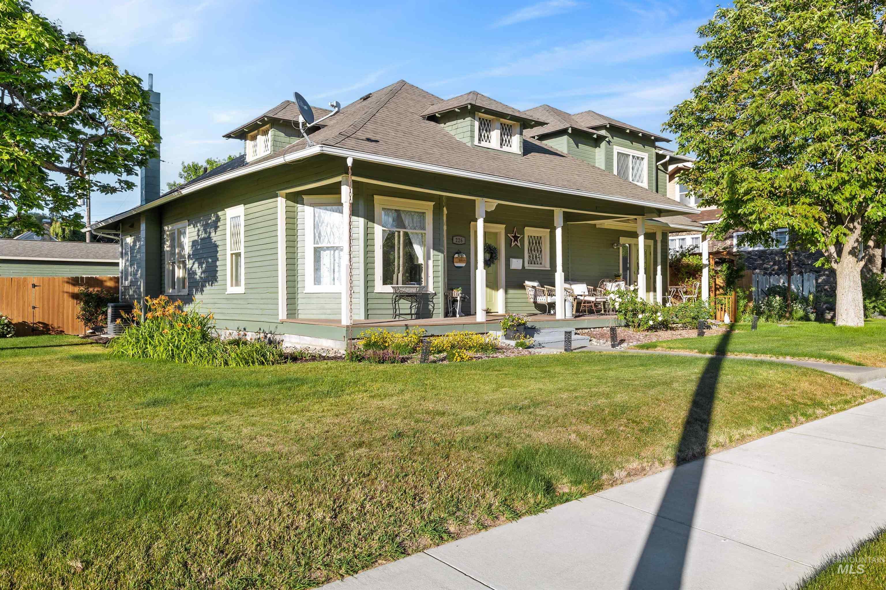 226 9th Ave. N, Buhl, Idaho 83316, 5 Bedrooms, 2 Bathrooms, Residential For Sale, Price $489,900, 98992286