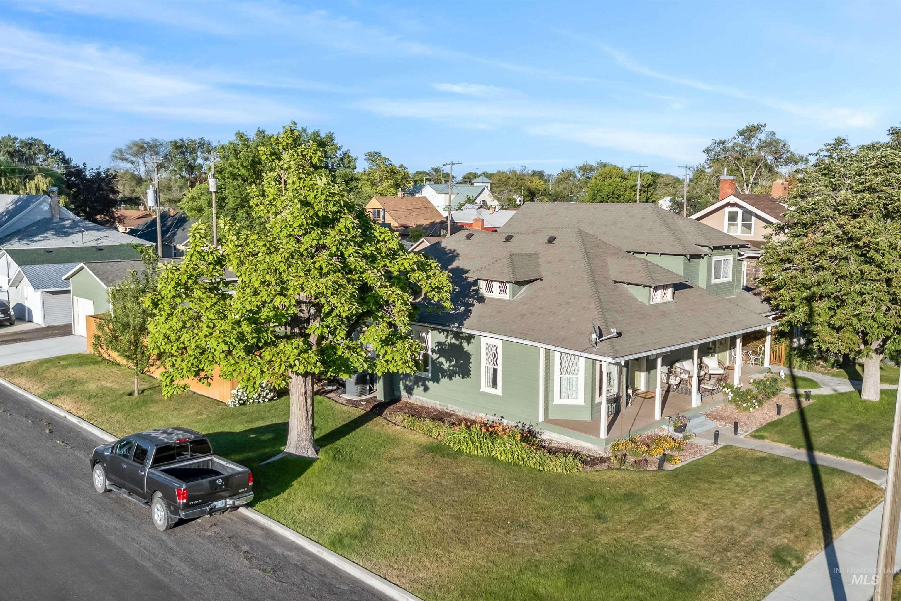 226 9th Ave. N, Buhl, Idaho 83316, 5 Bedrooms, 2 Bathrooms, Residential For Sale, Price $489,900, 98992286