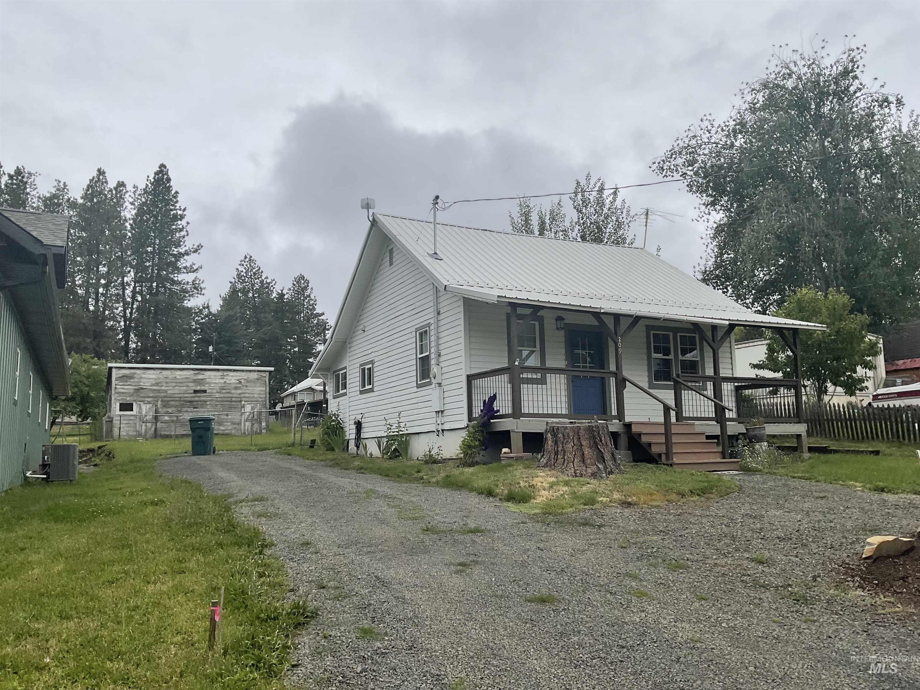 209 Mason Ave, Winchester, Idaho 83555, 1 Bedroom, 1 Bathroom, Residential For Sale, Price $179,000, 98992288
