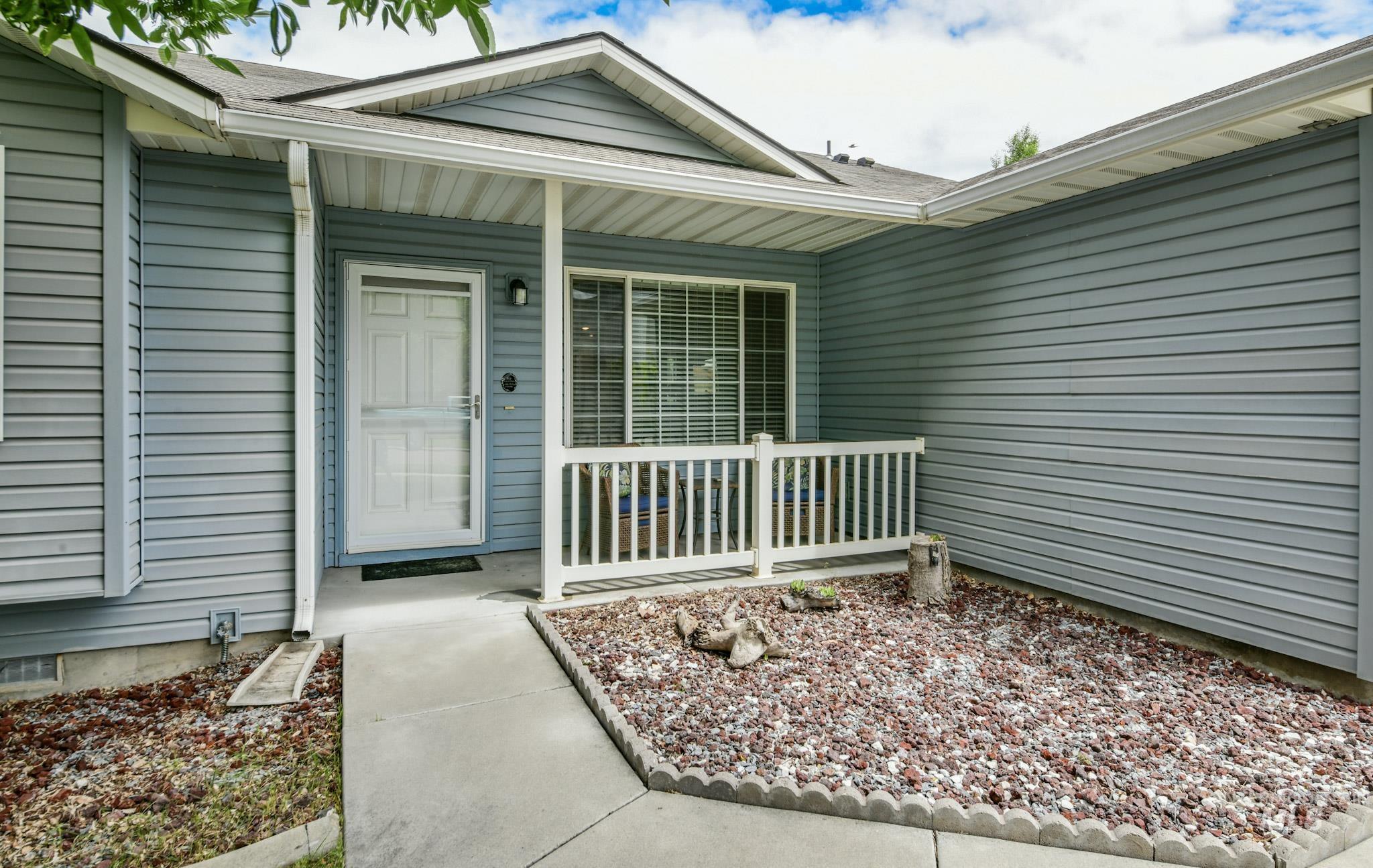 3212 Dry Springs, Nampa, Idaho 83686, 4 Bedrooms, 2 Bathrooms, Residential For Sale, Price $395,000, 98992289