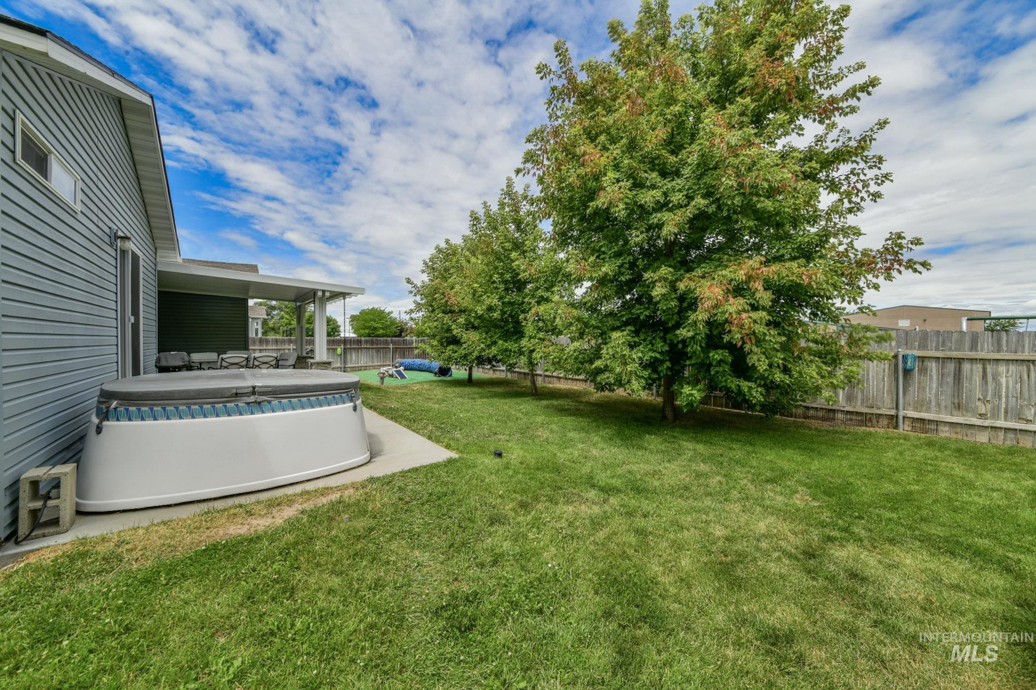 3212 Dry Springs, Nampa, Idaho 83686, 4 Bedrooms, 2 Bathrooms, Residential For Sale, Price $395,000, 98992289