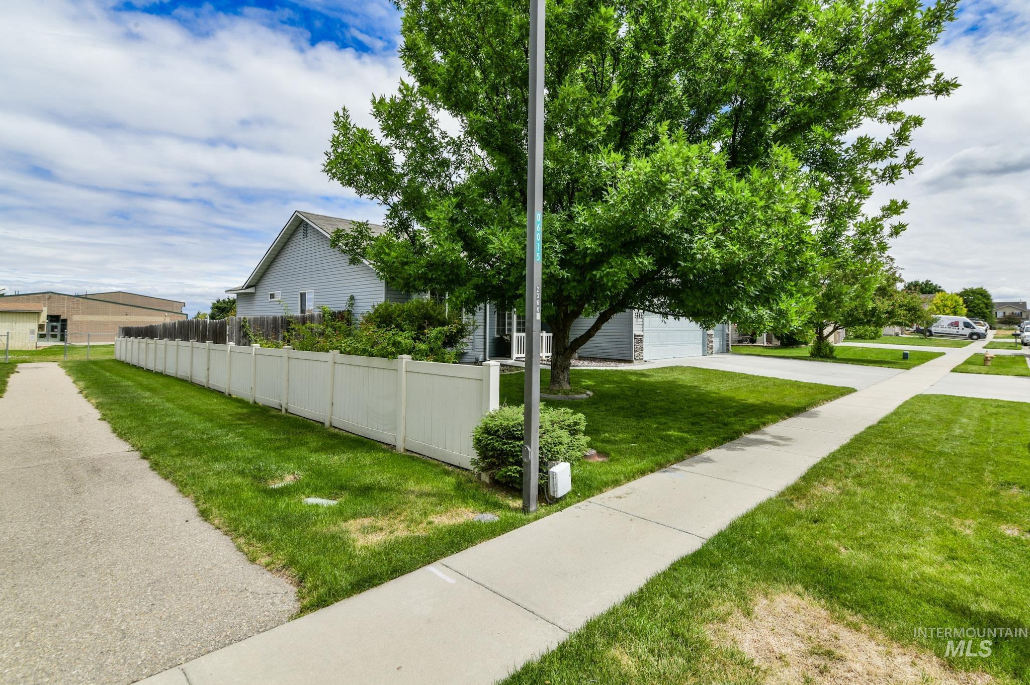 3212 Dry Springs, Nampa, Idaho 83686, 4 Bedrooms, 2 Bathrooms, Residential For Sale, Price $395,000, 98992289