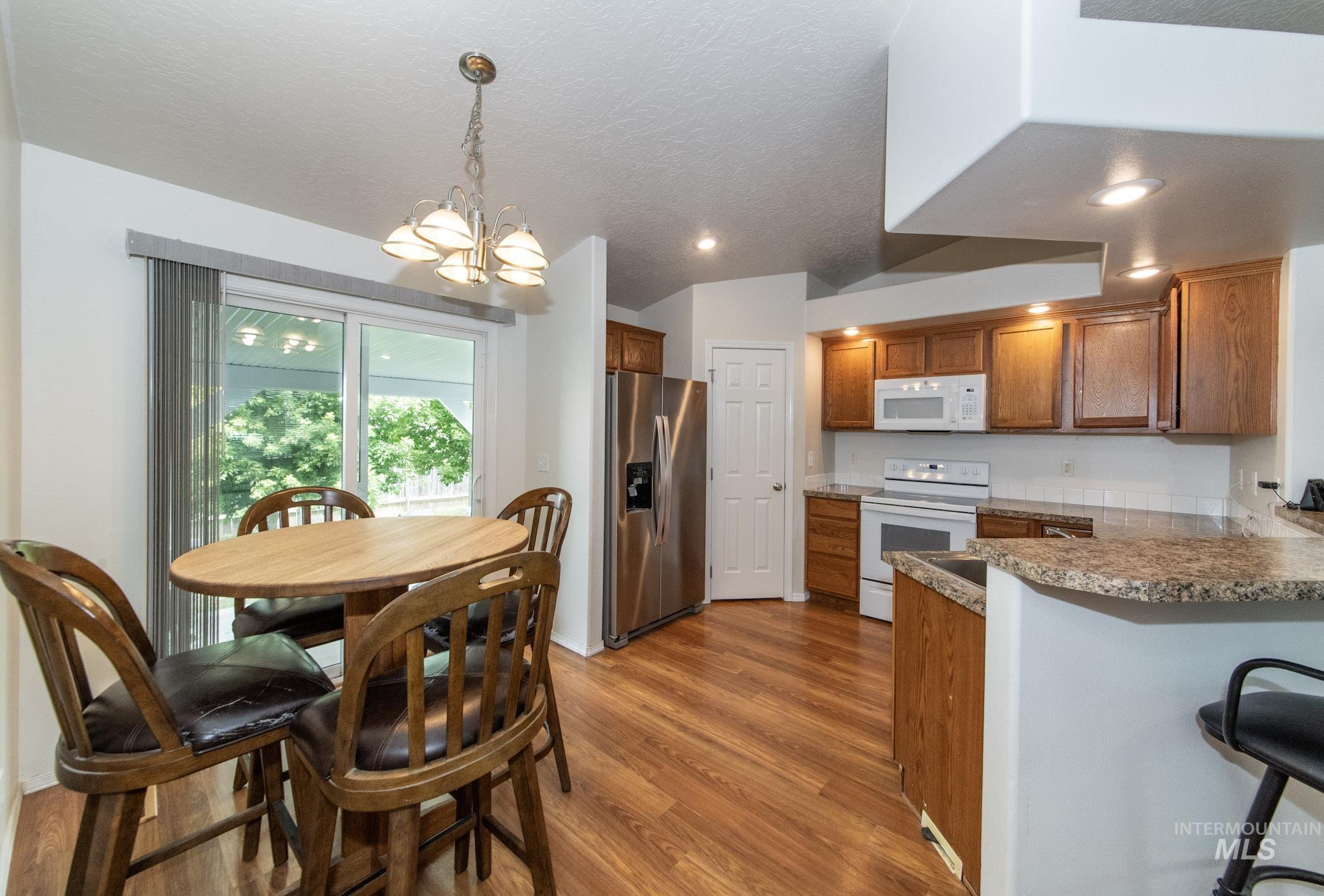 3212 Dry Springs, Nampa, Idaho 83686, 4 Bedrooms, 2 Bathrooms, Residential For Sale, Price $395,000, 98992289