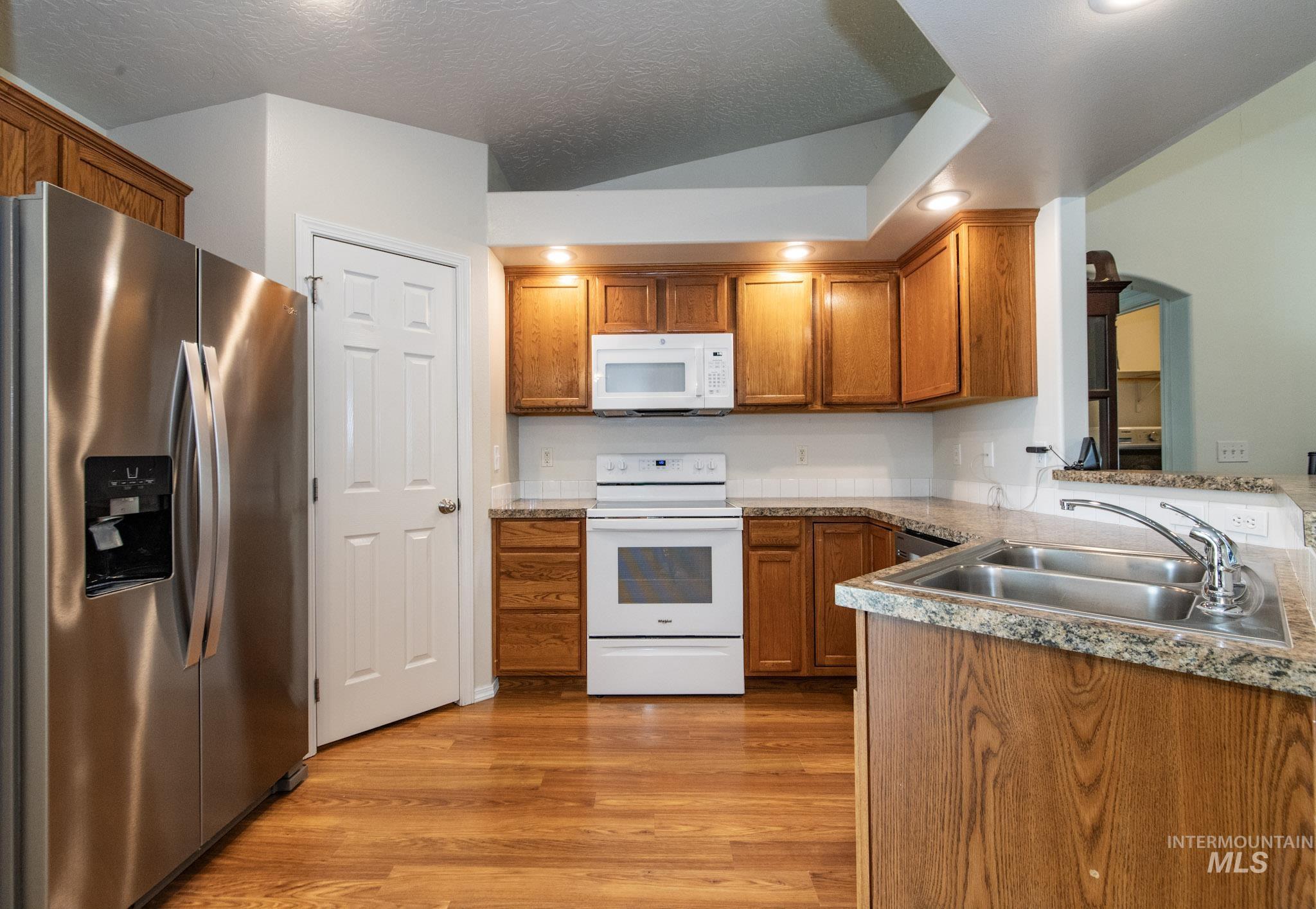 3212 Dry Springs, Nampa, Idaho 83686, 4 Bedrooms, 2 Bathrooms, Residential For Sale, Price $395,000, 98992289