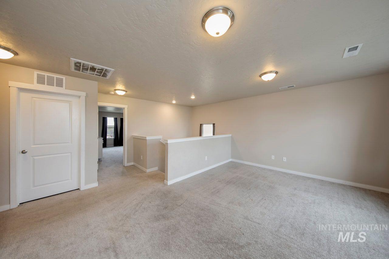 7652 E Lafayette Street, Nampa, Idaho 83687, 5 Bedrooms, 3 Bathrooms, Residential For Sale, Price $489,990, 98992290