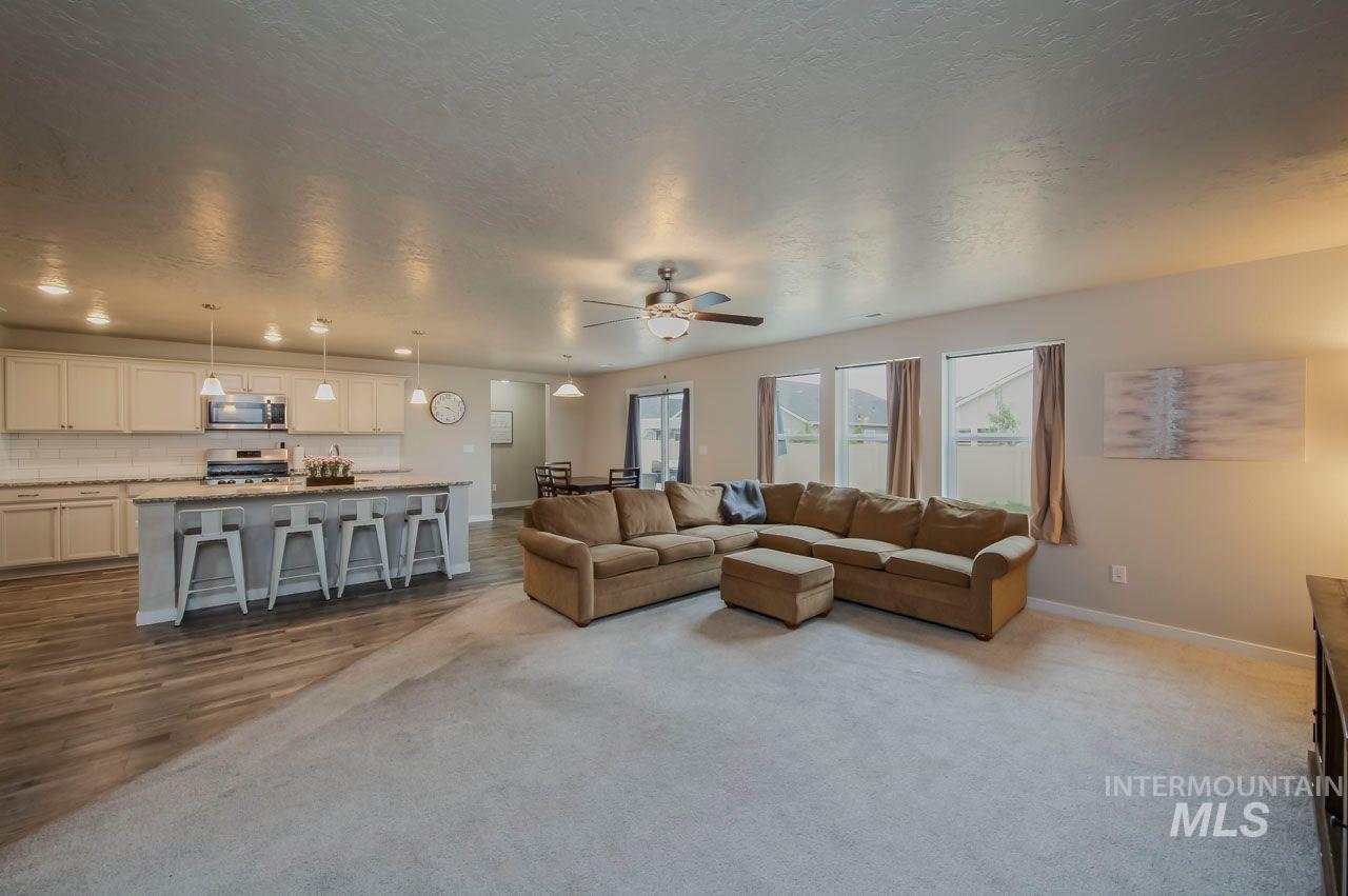 7652 E Lafayette Street, Nampa, Idaho 83687, 5 Bedrooms, 3 Bathrooms, Residential For Sale, Price $489,990, 98992290