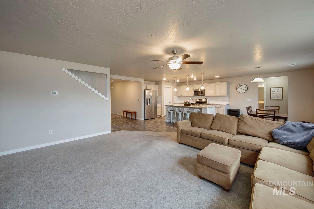 7652 E Lafayette Street, Nampa, Idaho 83687, 5 Bedrooms, 3 Bathrooms, Residential For Sale, Price $489,990, 98992290