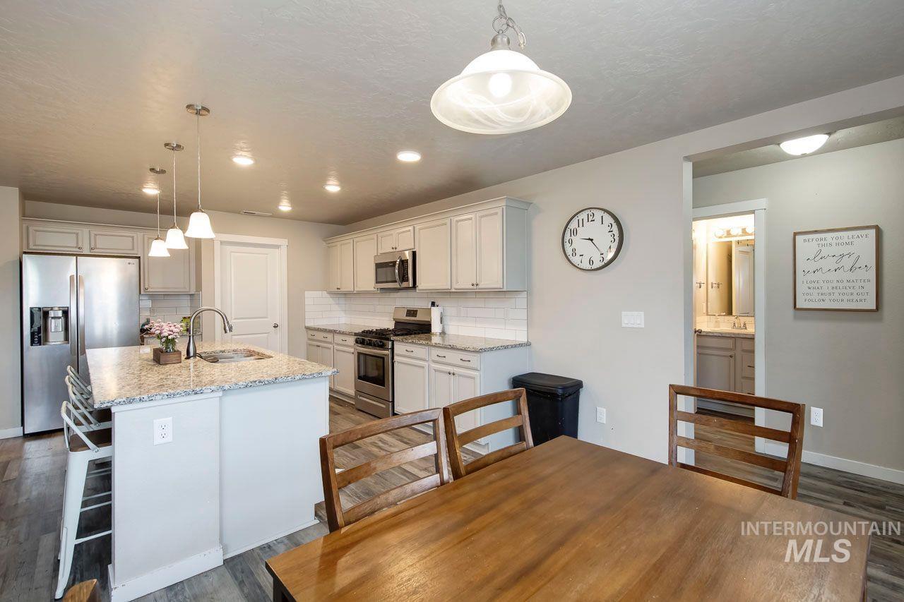 7652 E Lafayette Street, Nampa, Idaho 83687, 5 Bedrooms, 3 Bathrooms, Residential For Sale, Price $489,990, 98992290