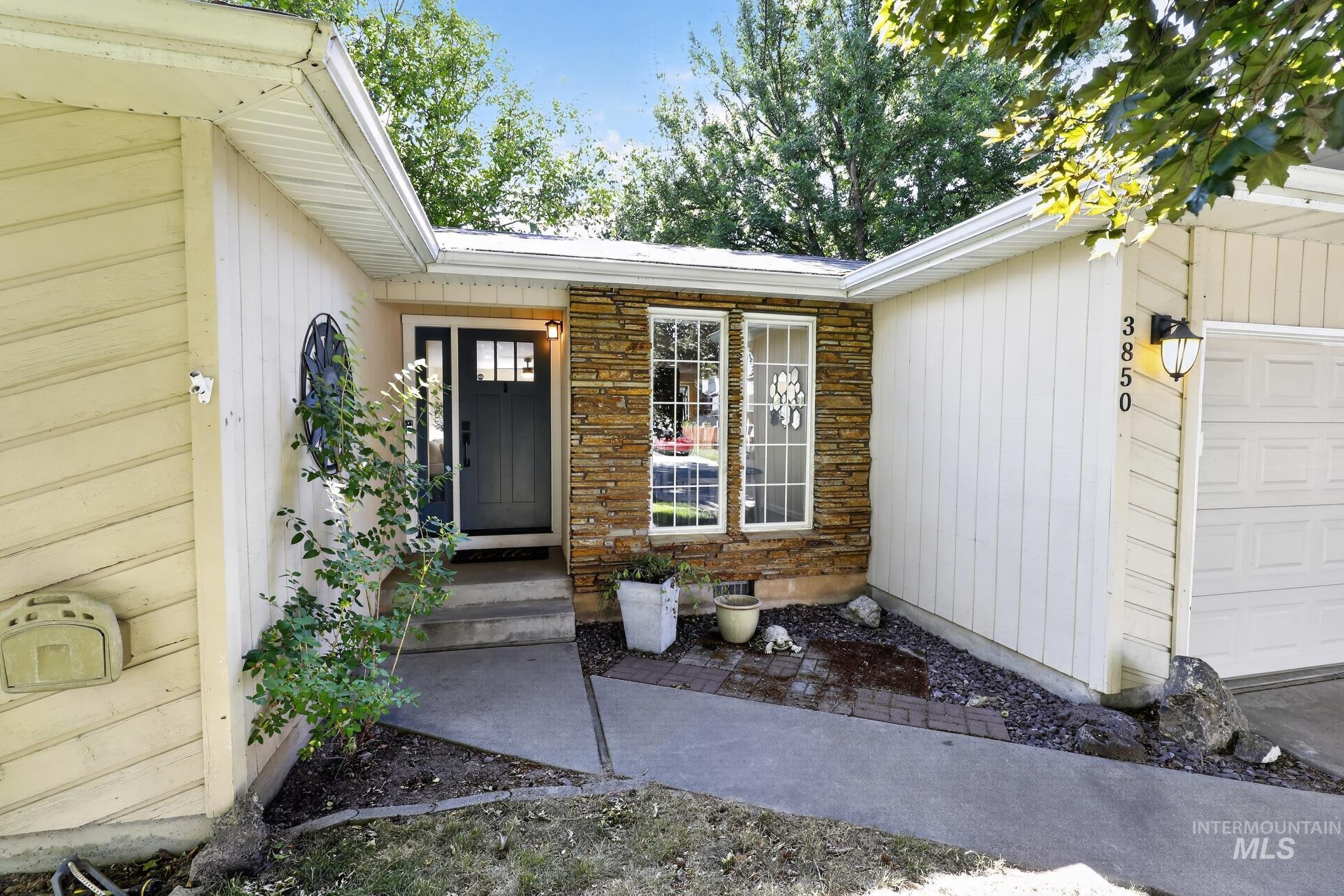 3850 S North Church, Boise, Idaho 83706, 3 Bedrooms, 2 Bathrooms, Residential For Sale, Price $525,000, 98992291