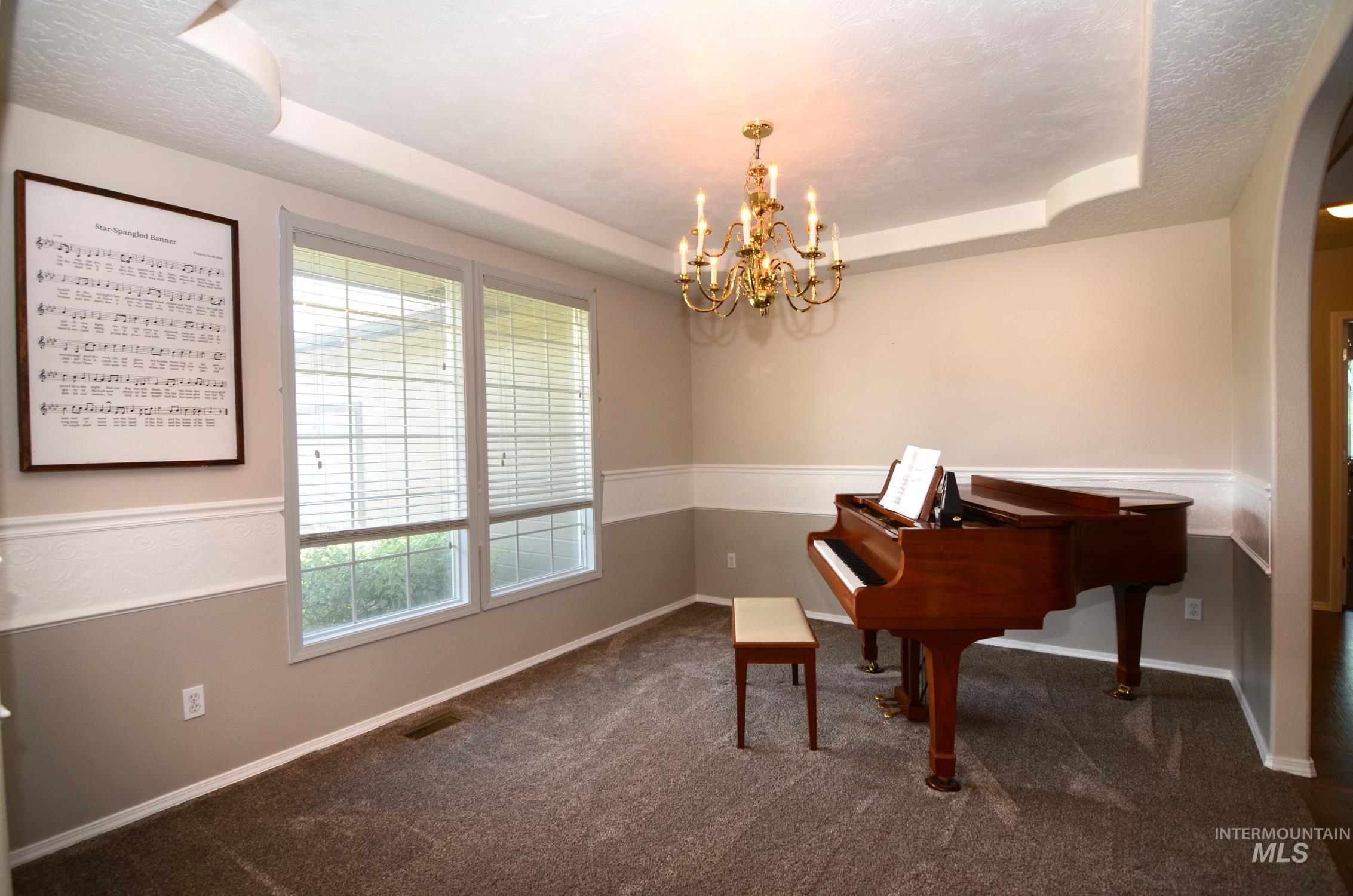 7589 Edgebrook Dr, Nampa, Idaho 83687-8333, 3 Bedrooms, 2 Bathrooms, Residential For Sale, Price $435,000, 98992292