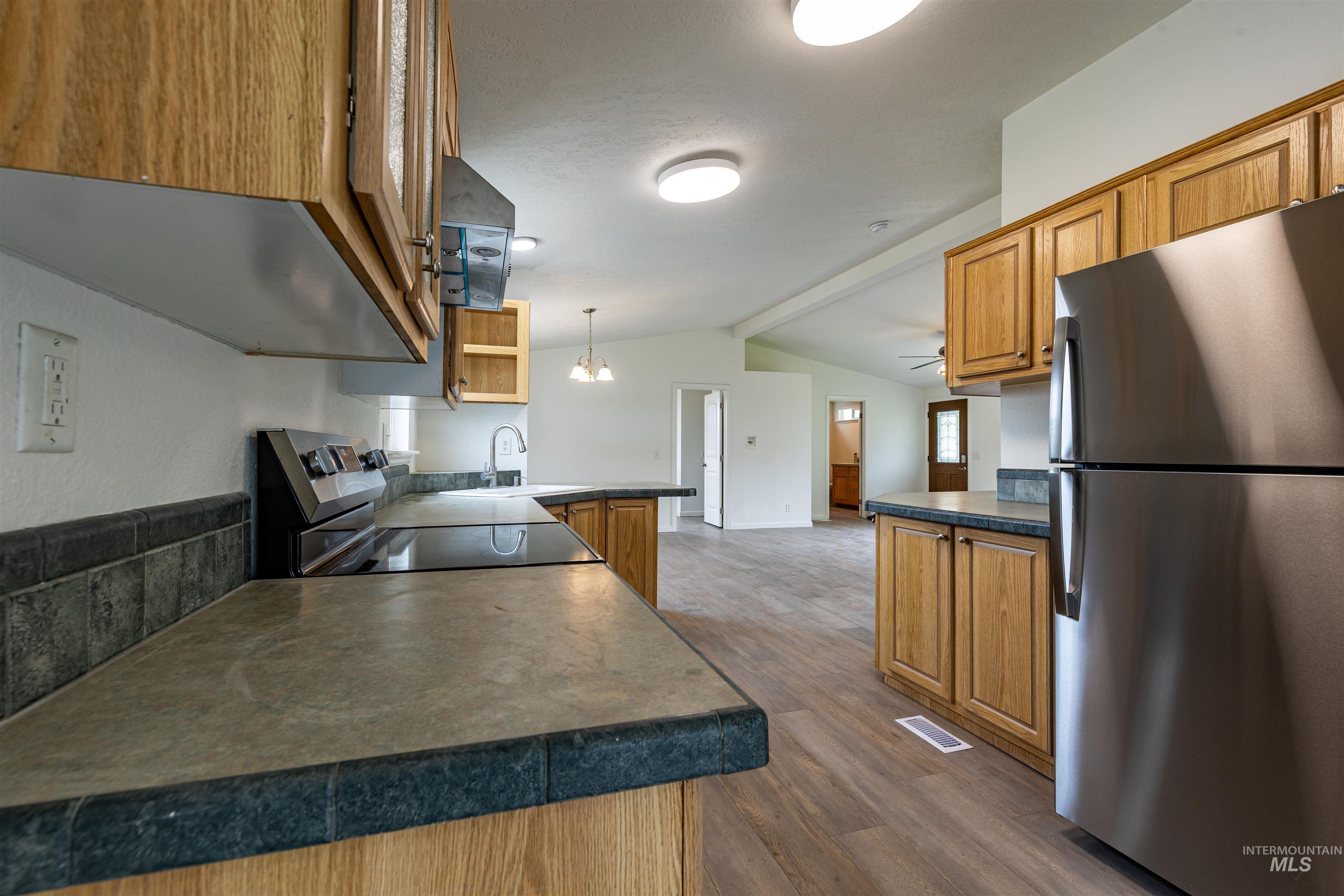 17028 Upper Pleasant Rd., Caldwell, Idaho 83607, 2 Bedrooms, 2.5 Bathrooms, Residential For Sale, Price $750,000, 98992293