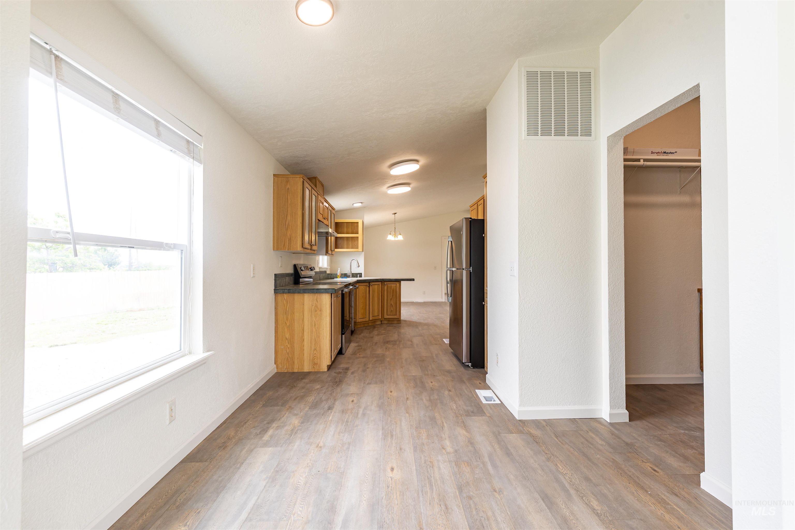 17028 Upper Pleasant Rd., Caldwell, Idaho 83607, 2 Bedrooms, 2.5 Bathrooms, Residential For Sale, Price $750,000, 98992293