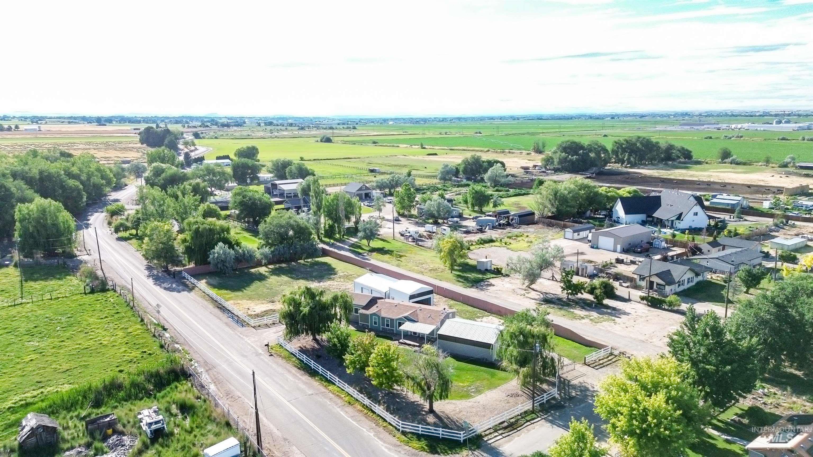 17028 Upper Pleasant Rd., Caldwell, Idaho 83607, 2 Bedrooms, 2.5 Bathrooms, Residential For Sale, Price $750,000, 98992293