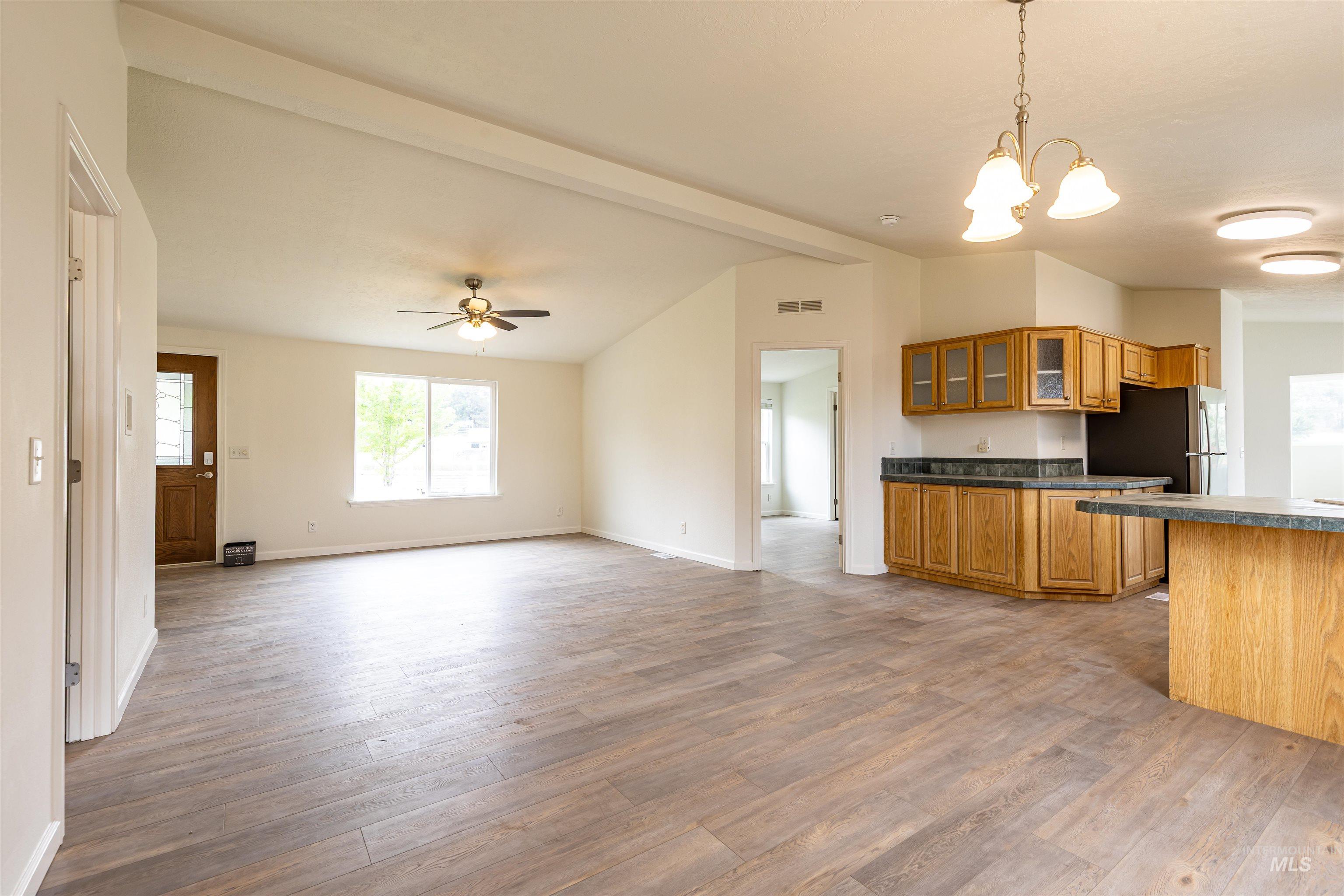 17028 Upper Pleasant Rd., Caldwell, Idaho 83607, 2 Bedrooms, 2.5 Bathrooms, Residential For Sale, Price $750,000, 98992293