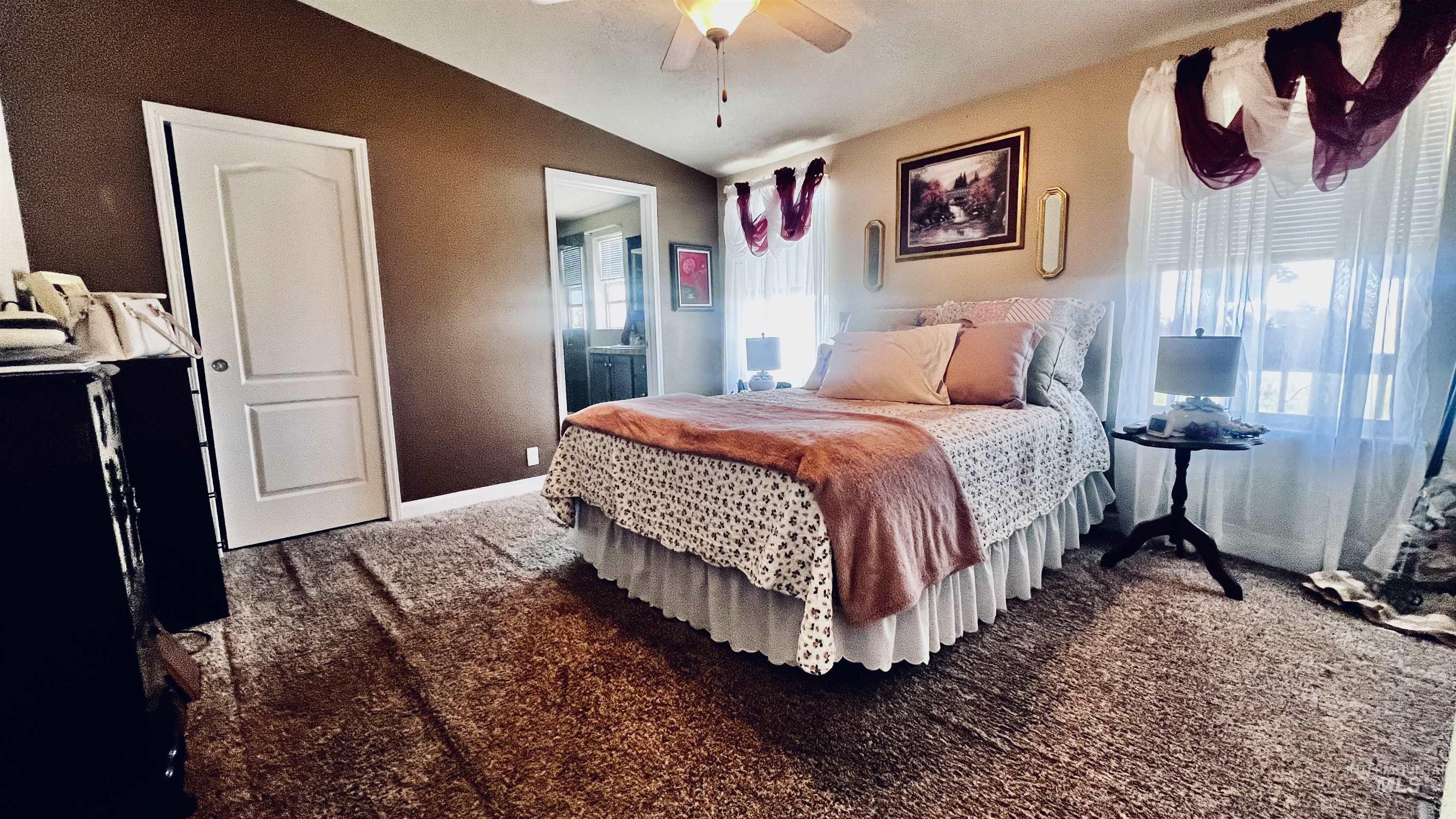 910 Moonglo Rd, Buhl, Idaho 83316, 2 Bedrooms, 2 Bathrooms, Residential For Sale, Price $175,000, 98992294