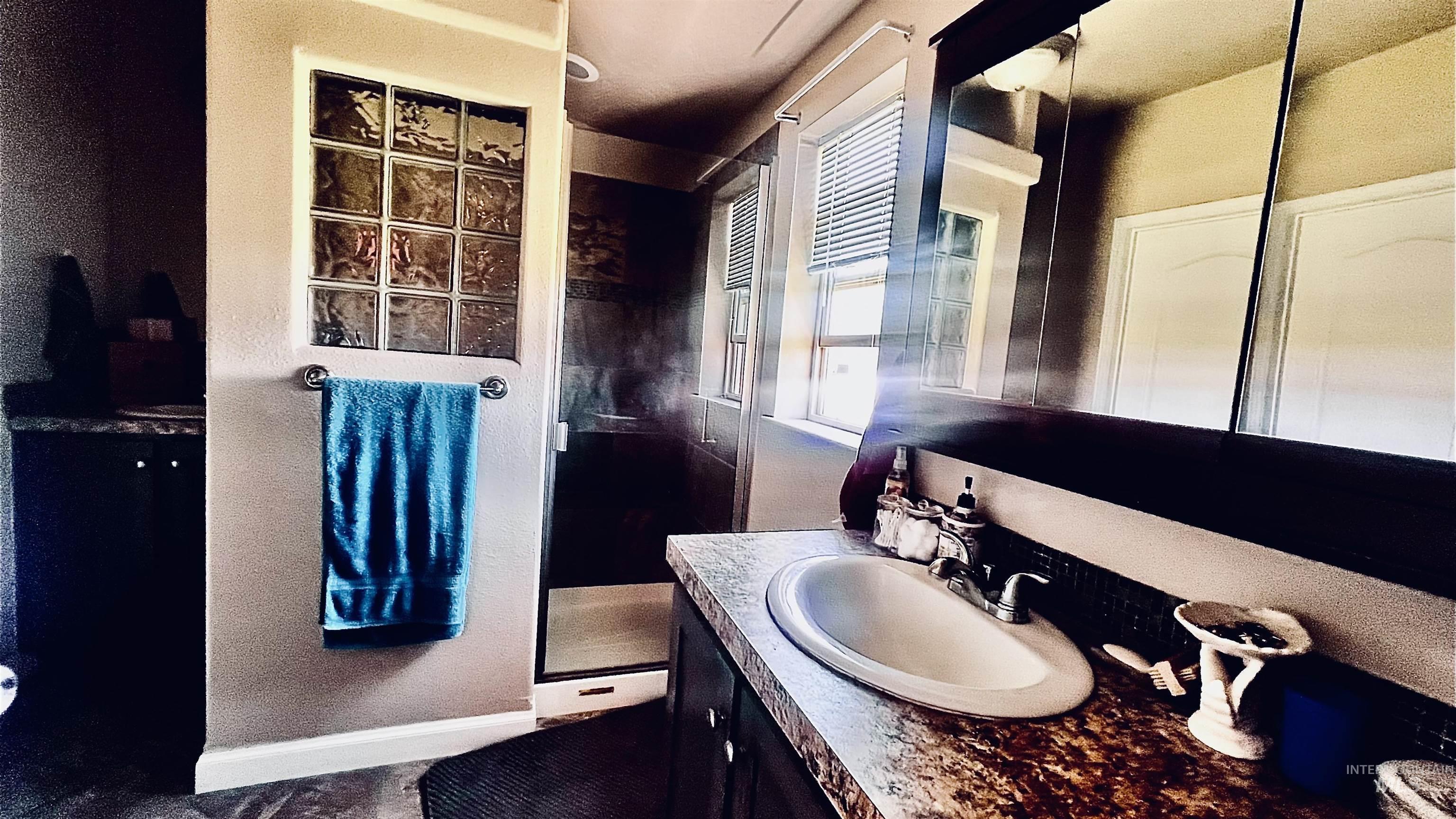 910 Moonglo Rd, Buhl, Idaho 83316, 2 Bedrooms, 2 Bathrooms, Residential For Sale, Price $175,000, 98992294