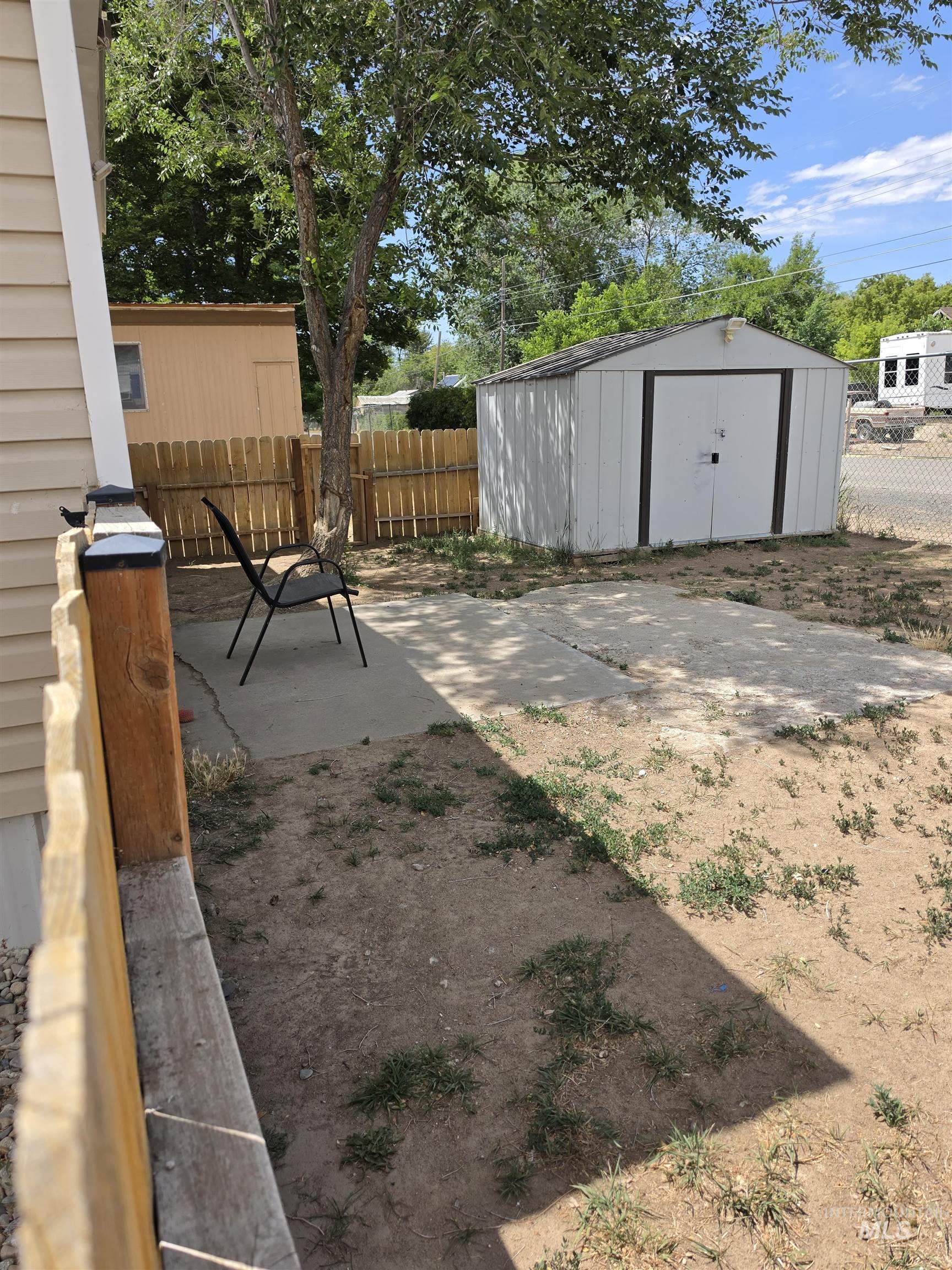 218 W Ave I, Jerome, Idaho 83338-0000, 3 Bedrooms, 2 Bathrooms, Residential For Sale, Price $85,000,MLS 98992296