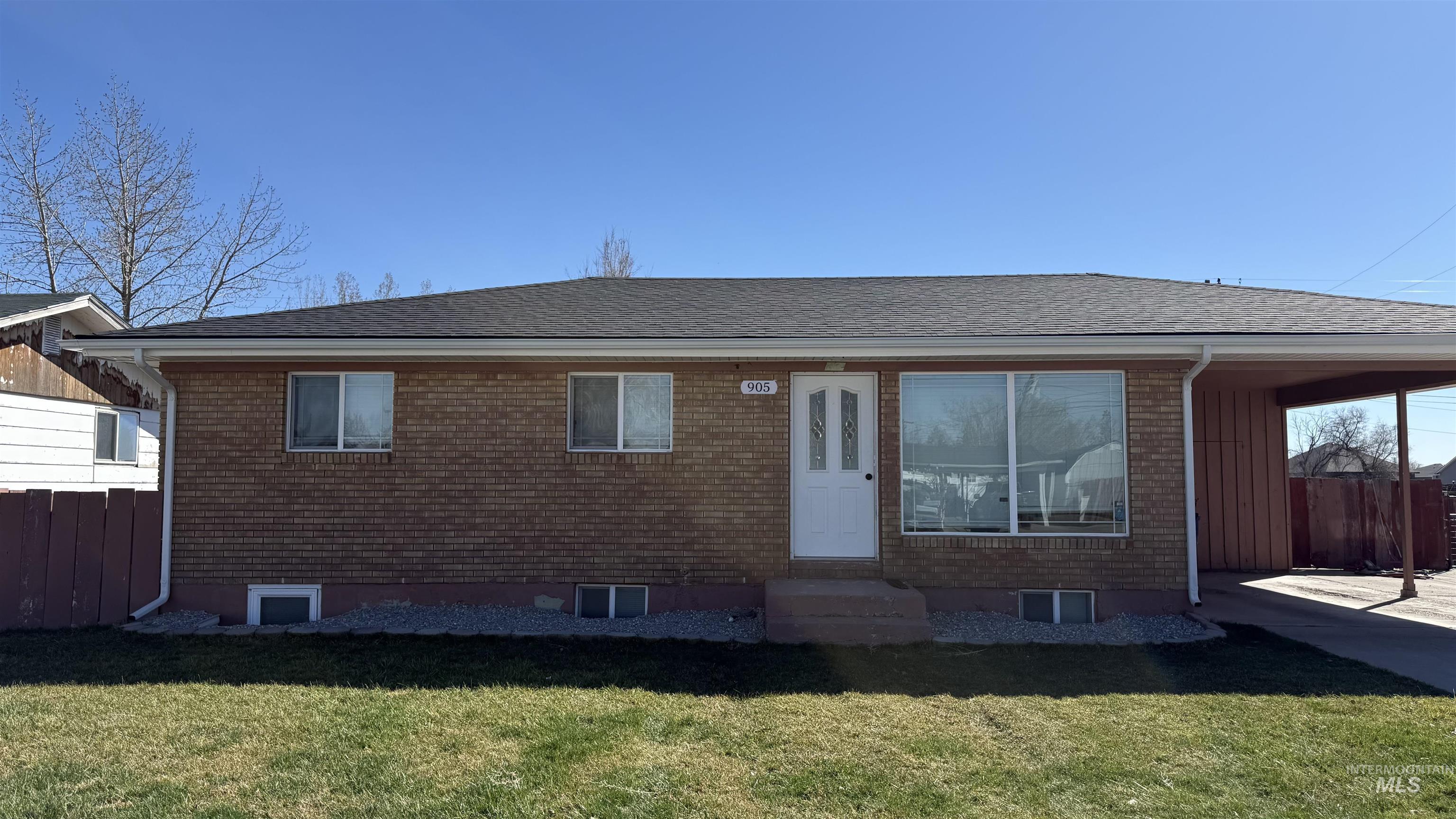 905 15th Drive, Rupert, Idaho 83350, 4 Bedrooms, 3 Bathrooms, Residential For Sale, Price $345,000, 98992297