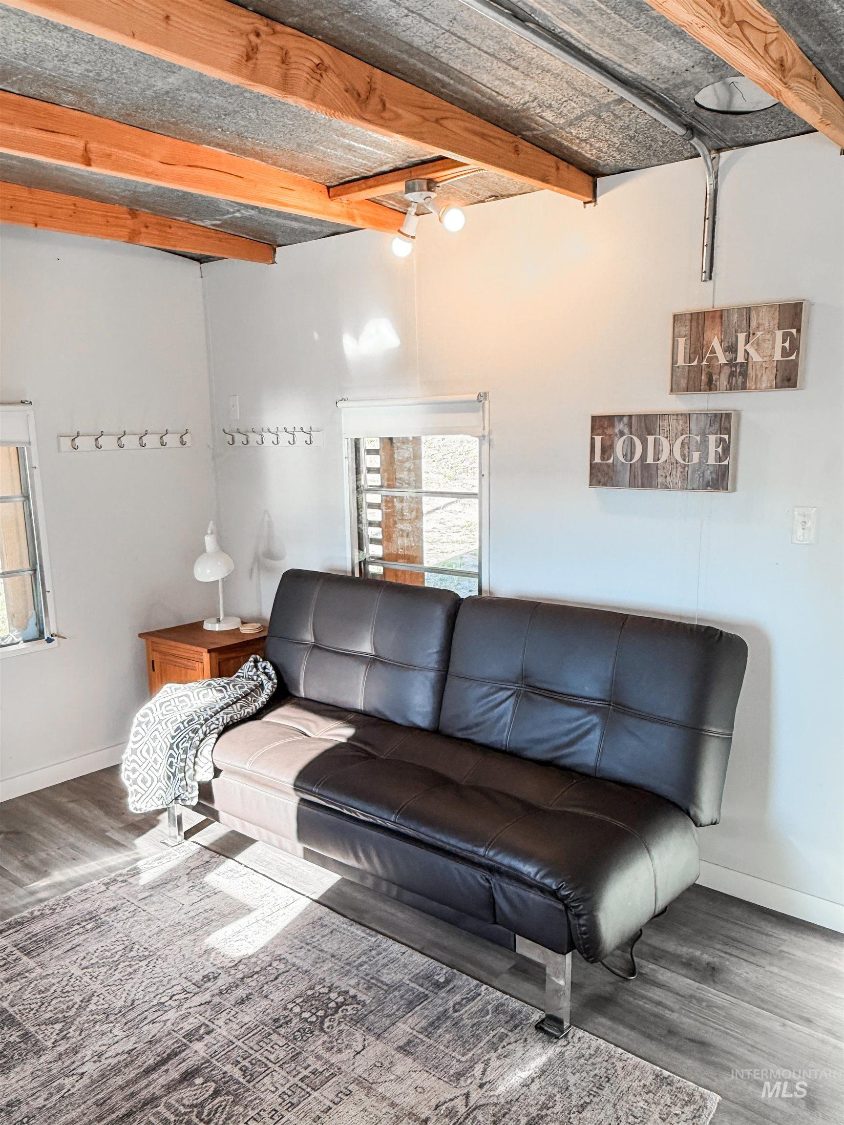 1309 Laurel Drive, Cascade, Idaho 83611, 1 Bedroom, 1 Bathroom, Residential For Sale, Price $350,000, 98992299