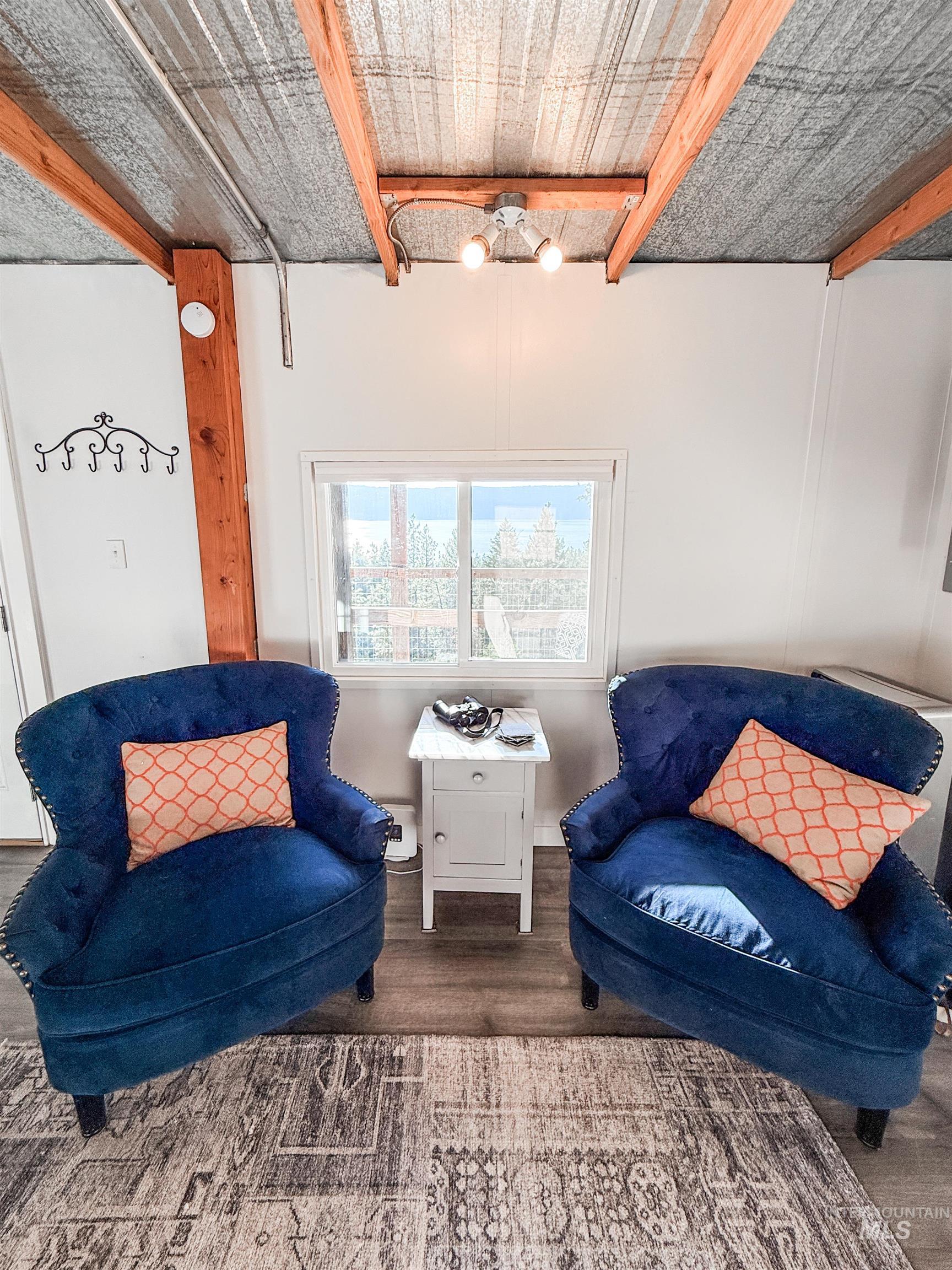 1309 Laurel Drive, Cascade, Idaho 83611, 1 Bedroom, 1 Bathroom, Residential For Sale, Price $350,000, 98992299