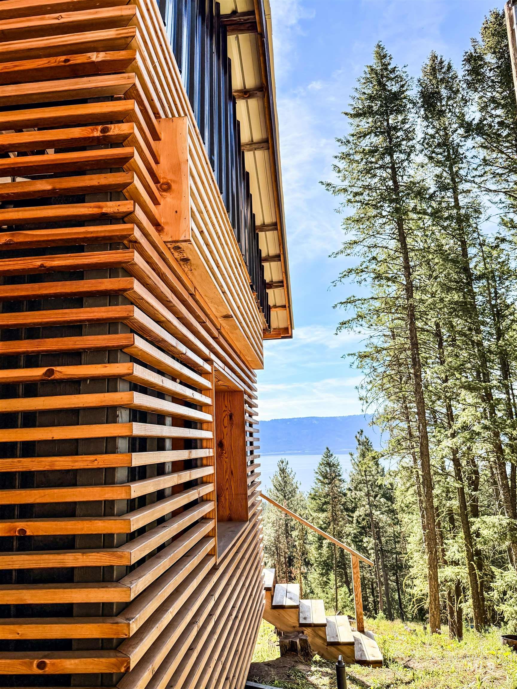 1309 Laurel Drive, Cascade, Idaho 83611, 1 Bedroom, 1 Bathroom, Residential For Sale, Price $350,000, 98992299